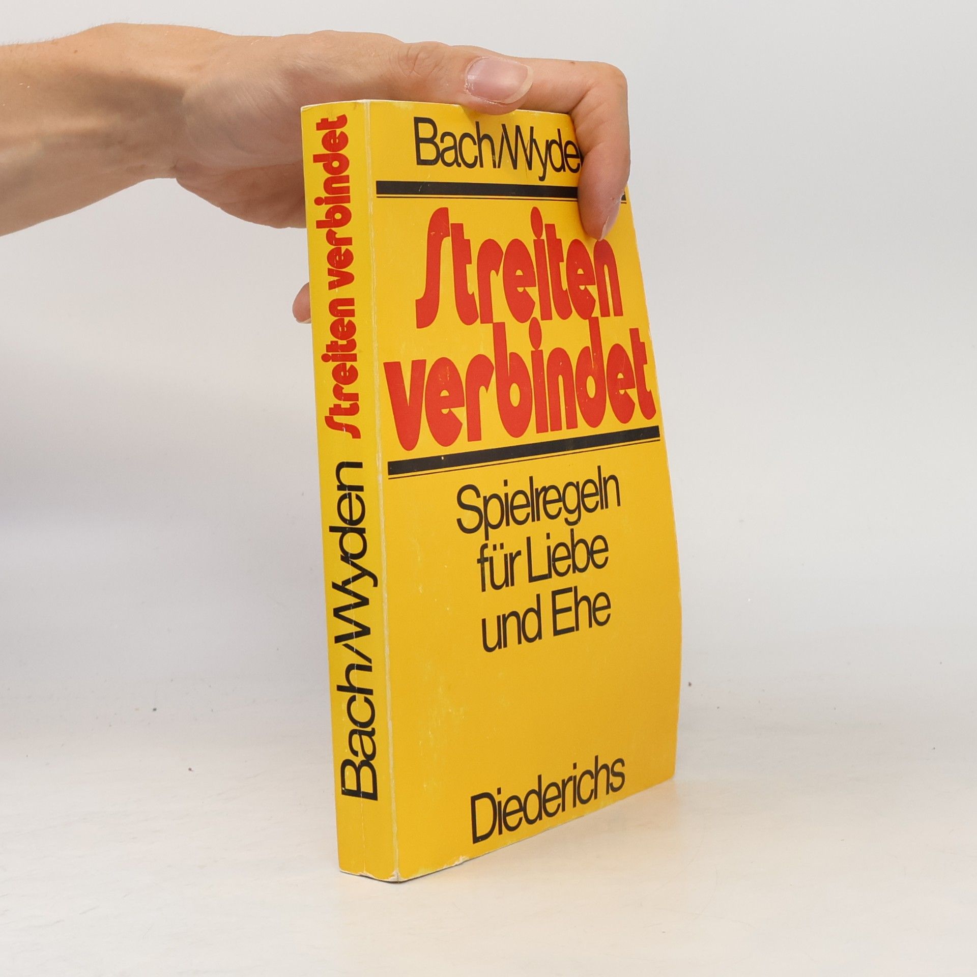 George Robert Bach Streiten verbindet