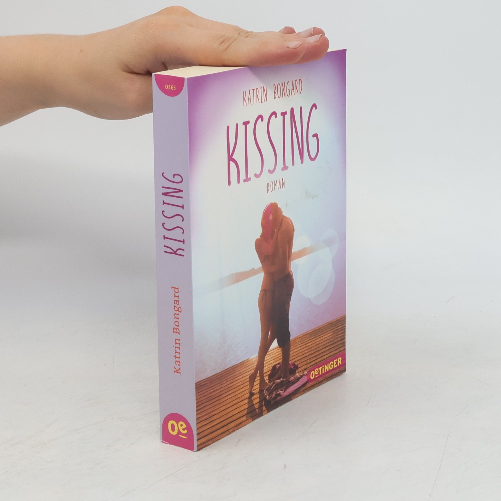 Katrin Bongard Kissing