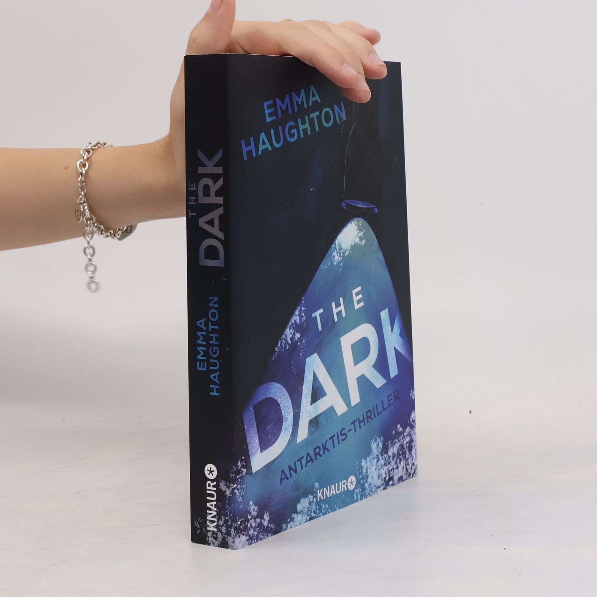 Emma Haughton The Dark