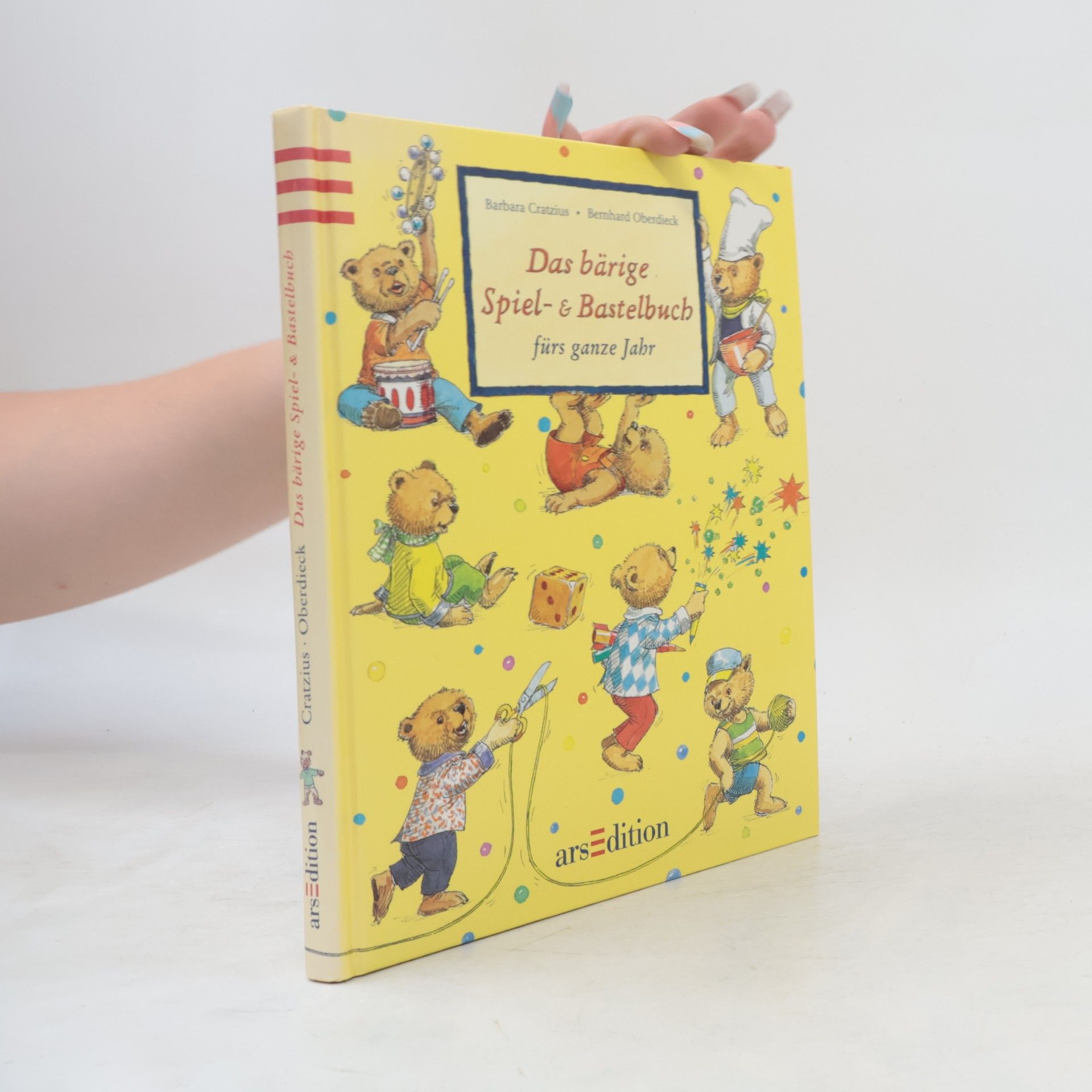 Das bärige Spiel- & Bastelbuch fürs ganze Jahr