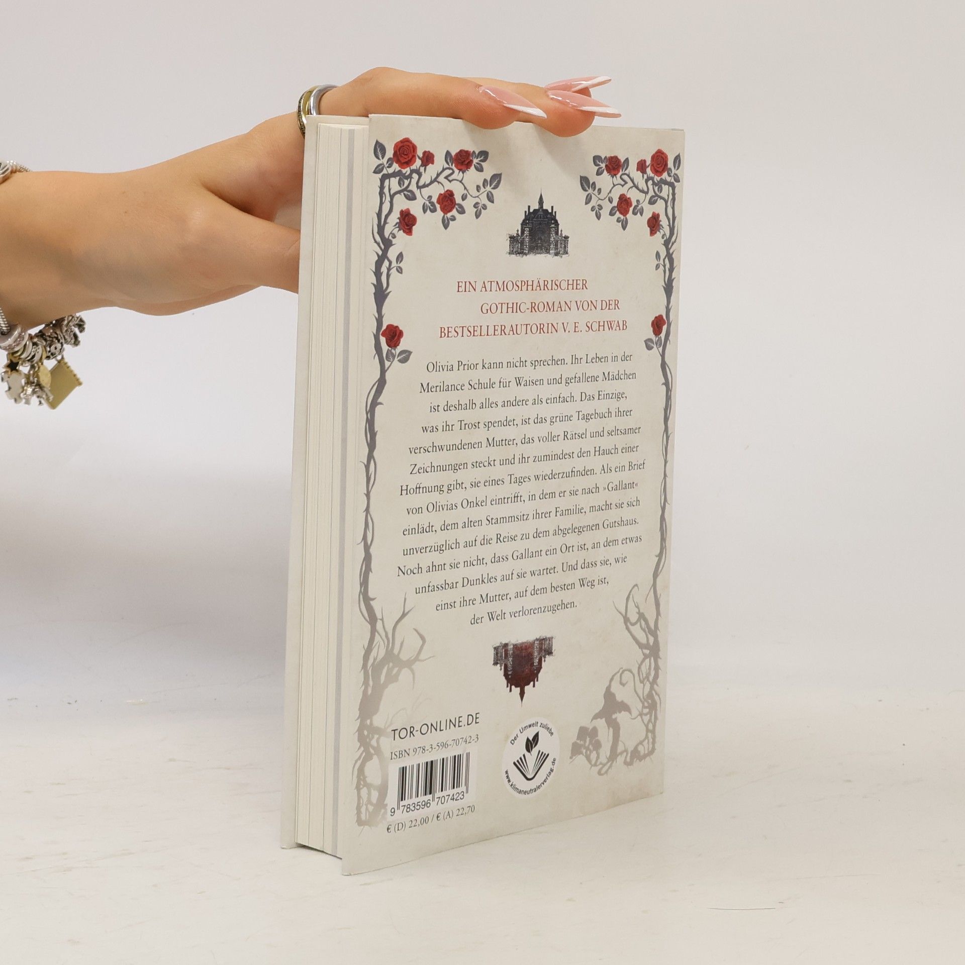 V. E. Schwab Gallant - im Garten der Schatten