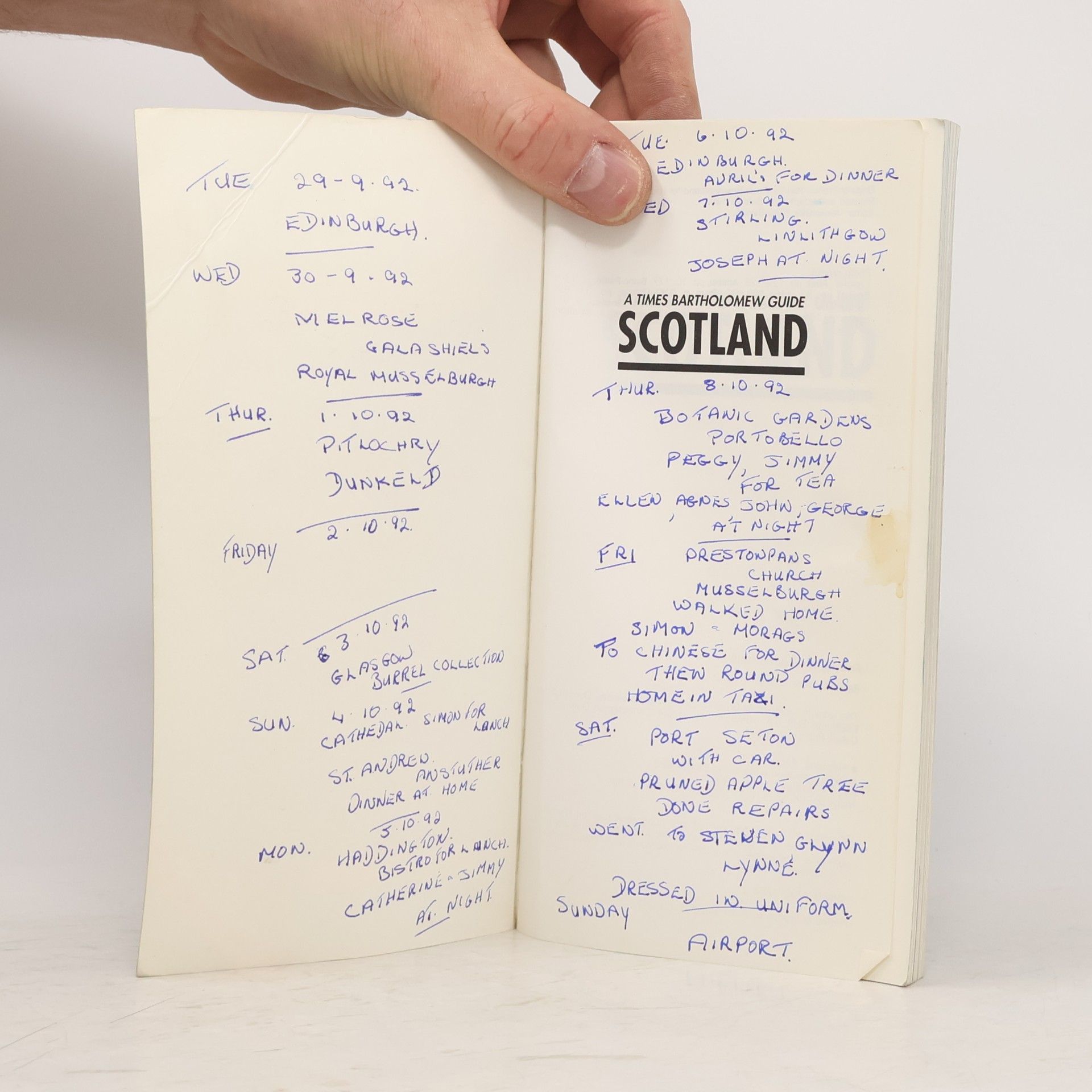 Great Britain. Central Office of Information. Reference Division Scotland