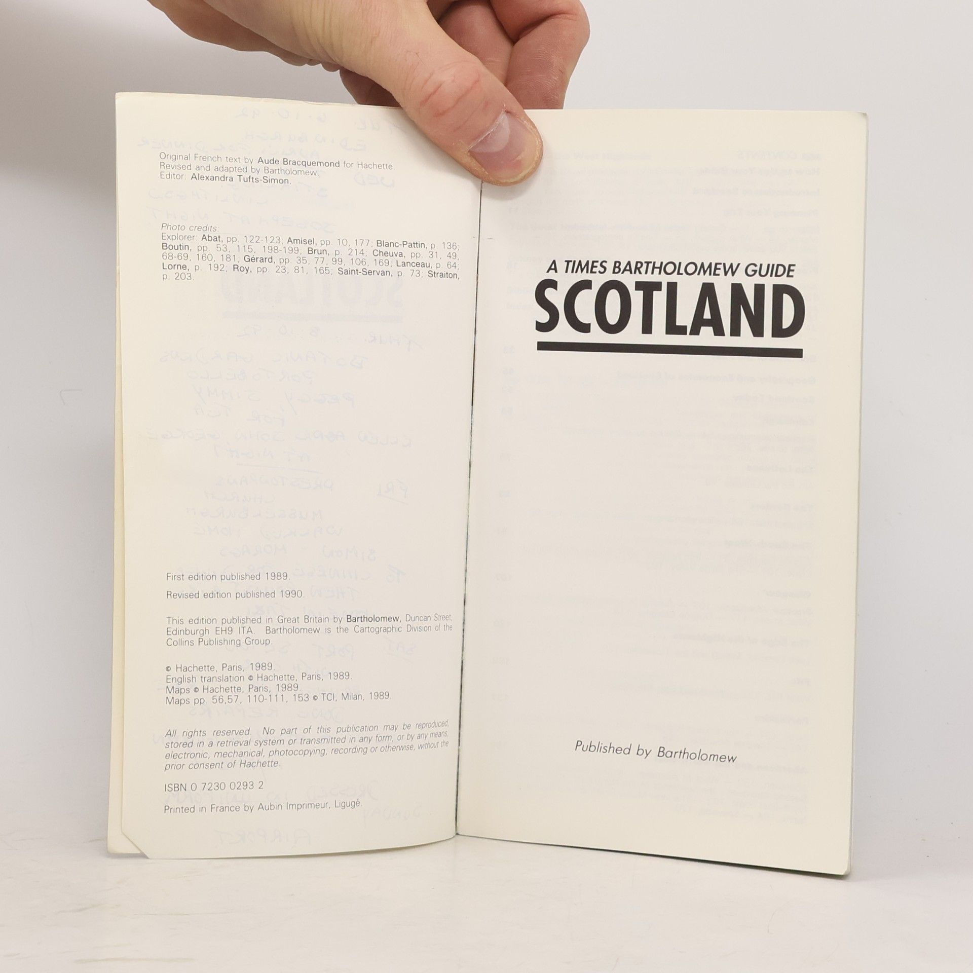 Great Britain. Central Office of Information. Reference Division Scotland