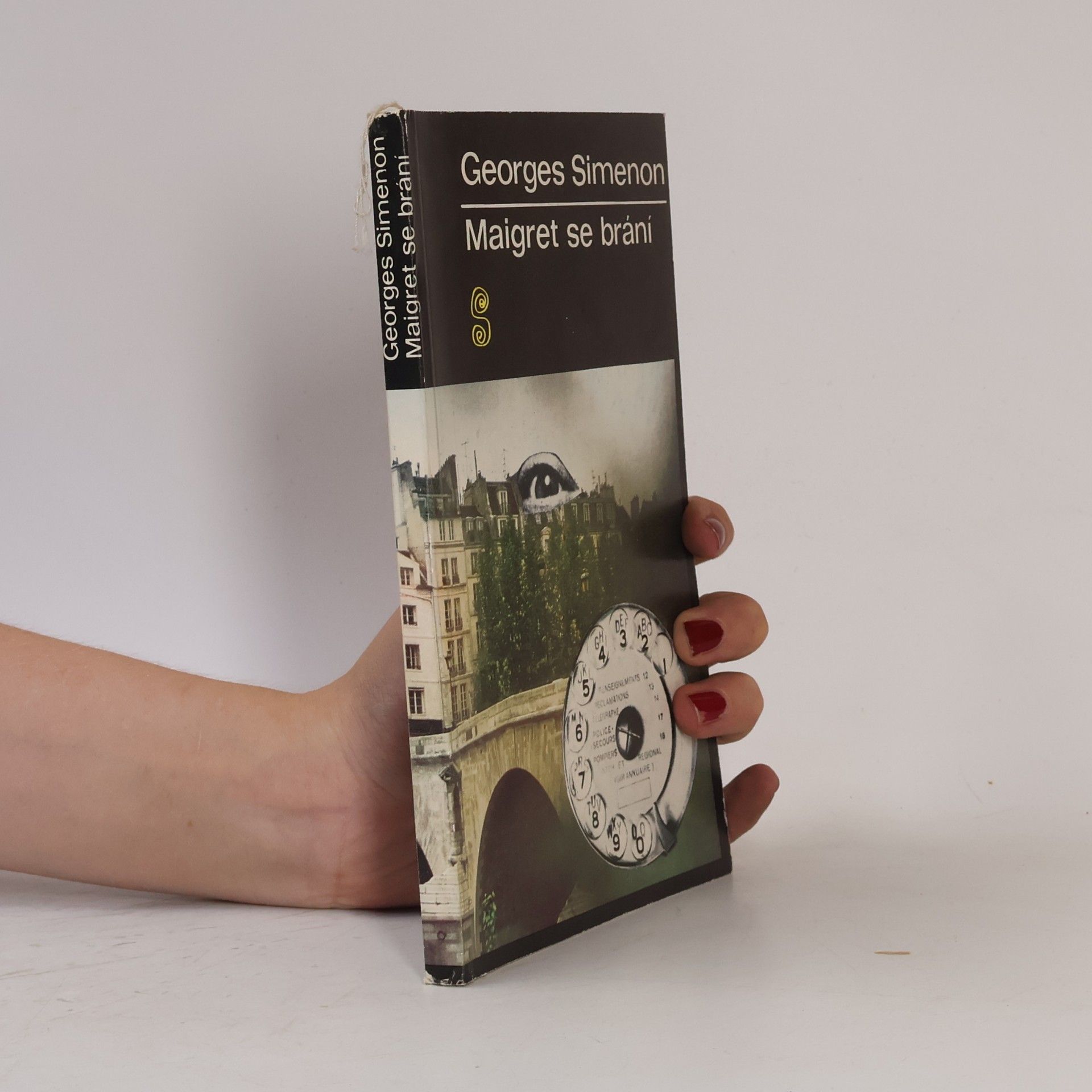 Georges Simenon Maigret se brání