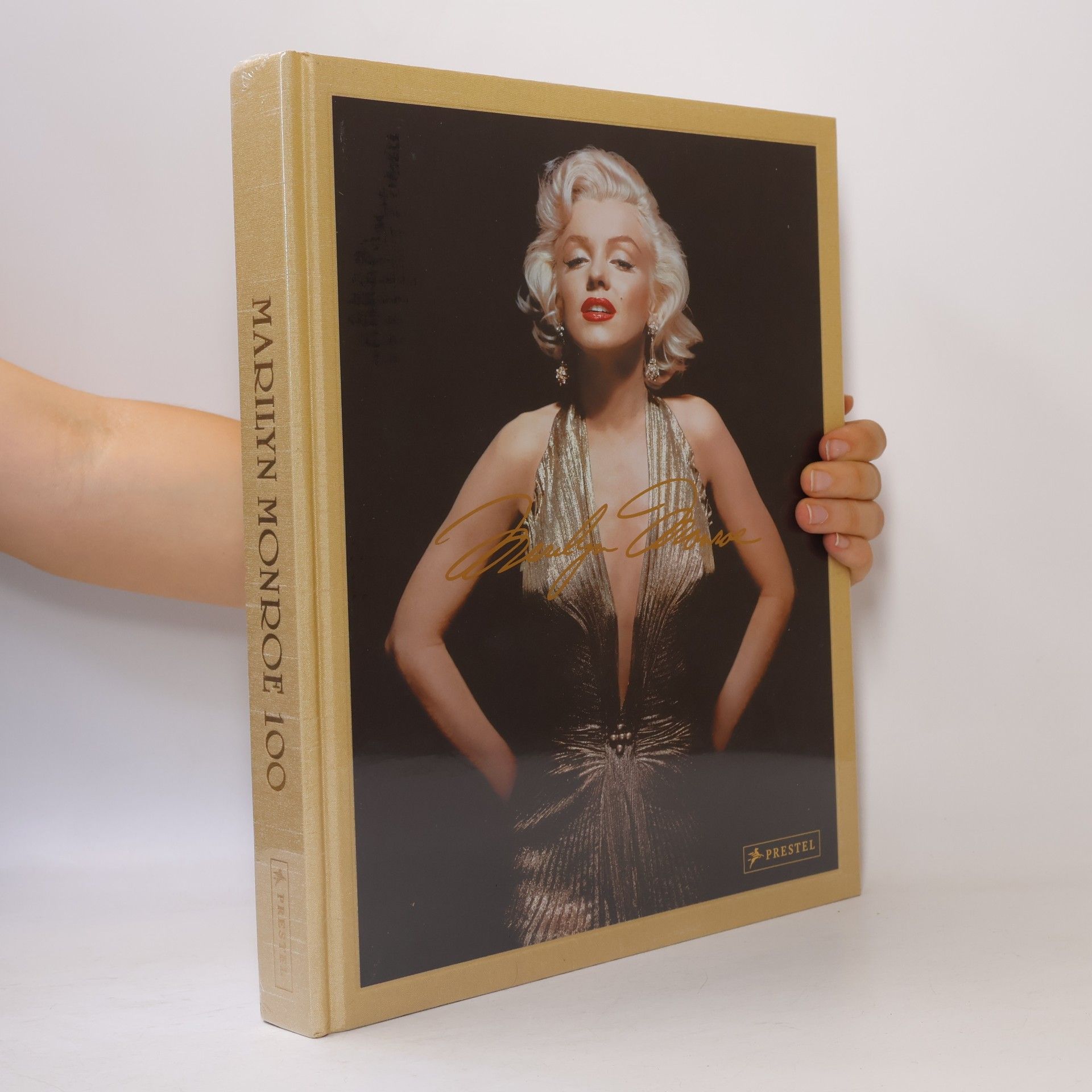 Rachel Syme Marilyn Monroe 100. Der offizielle Band.: Die Ikone des Hollywood-Glamours: mit brillanten Fotos von 17 der bedeutendsten Fotografen des 20. Jahrhunderts, in einer exklusiven, hochwertigen Edition