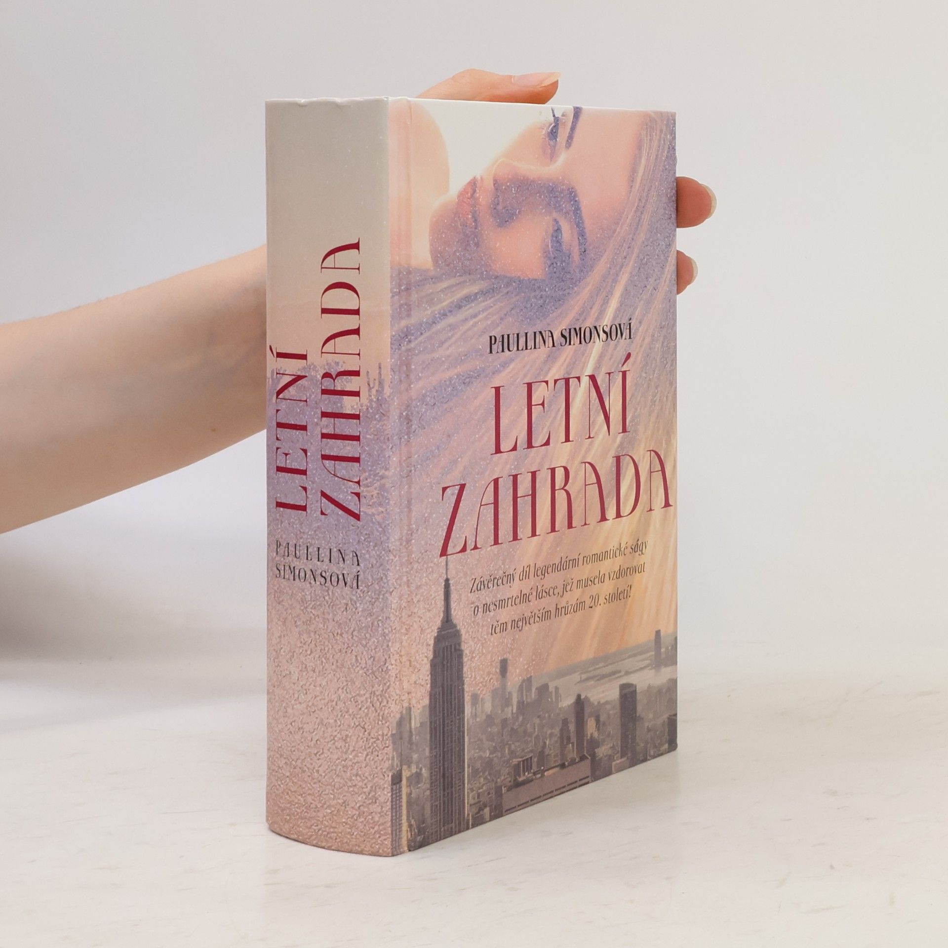 Paullina Simons Letní zahrada