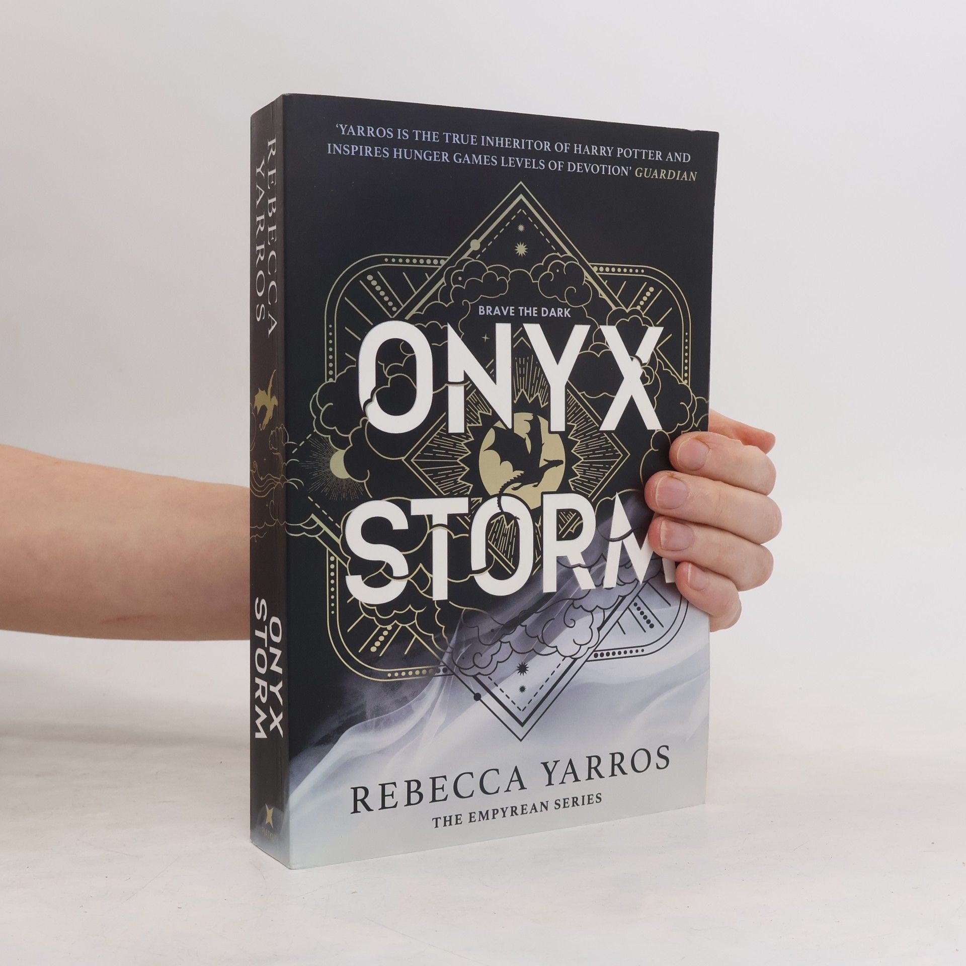 Rebecca Yarros Onyx Storm