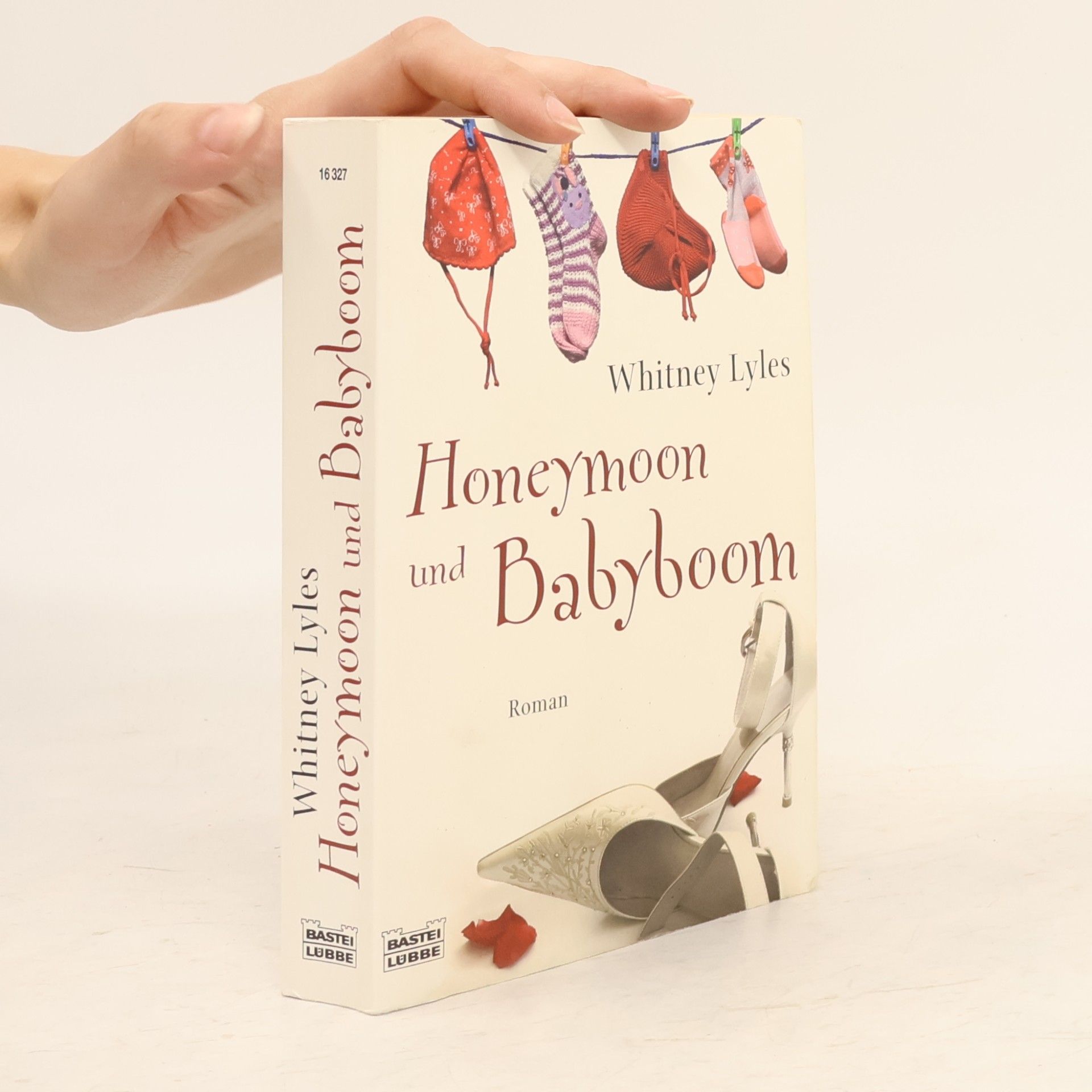 Whitney Lyles Honeymoon und Babyboom