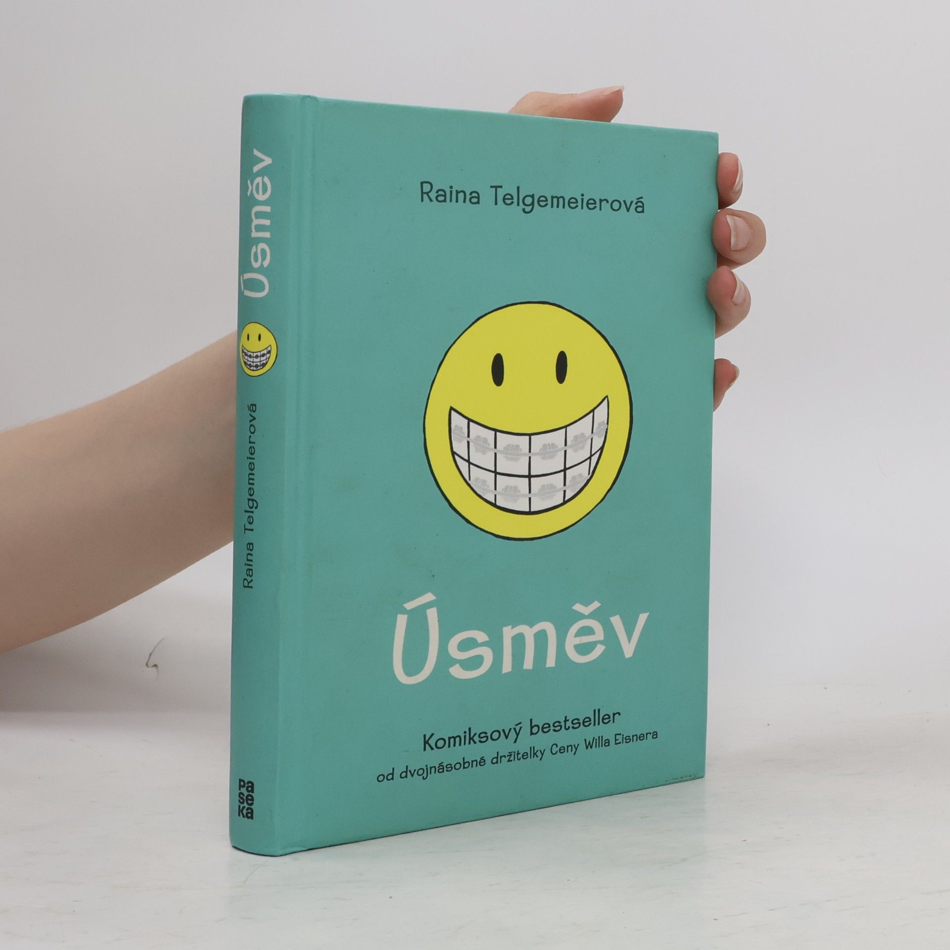 Raina Telgemeier Úsměv