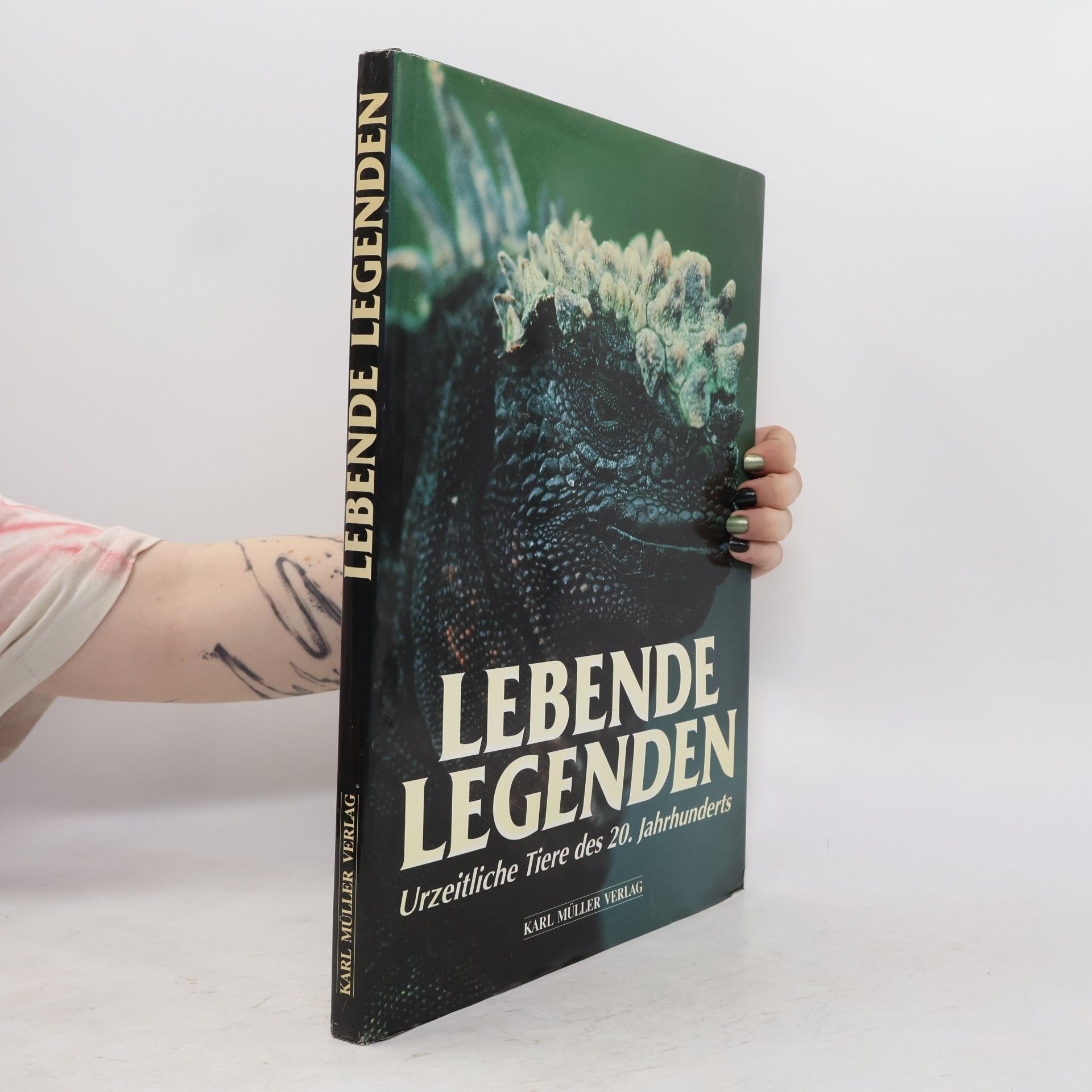 Lebende Legenden. Urzeitliche Tiere des 20. Jahrhunderts