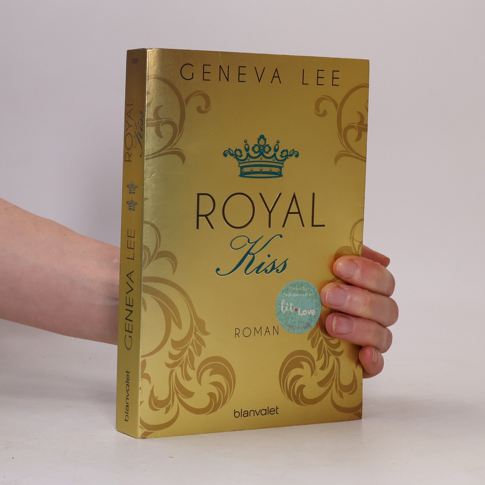 Geneva Lee Royal Kiss