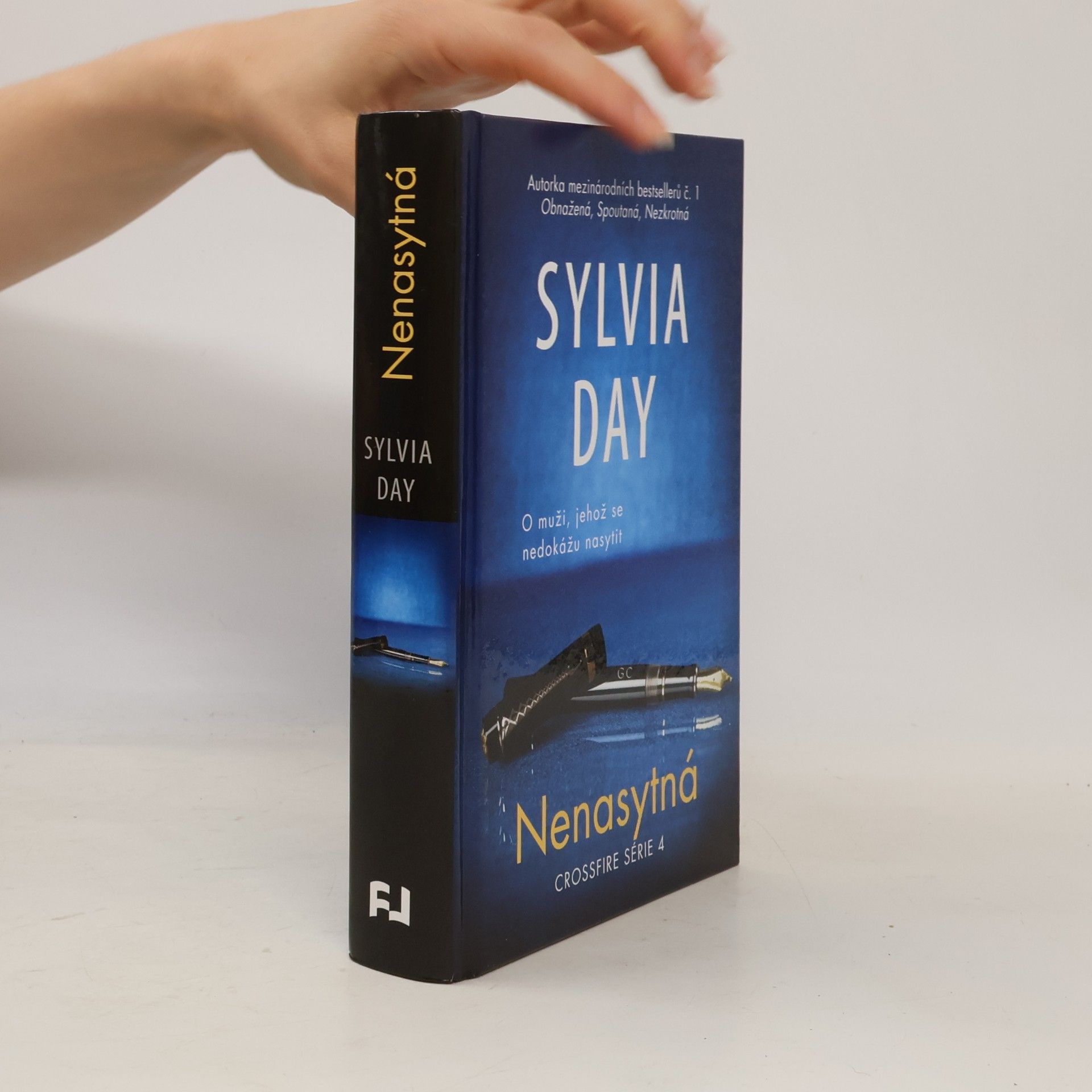 Sylvia Day Nenasytná