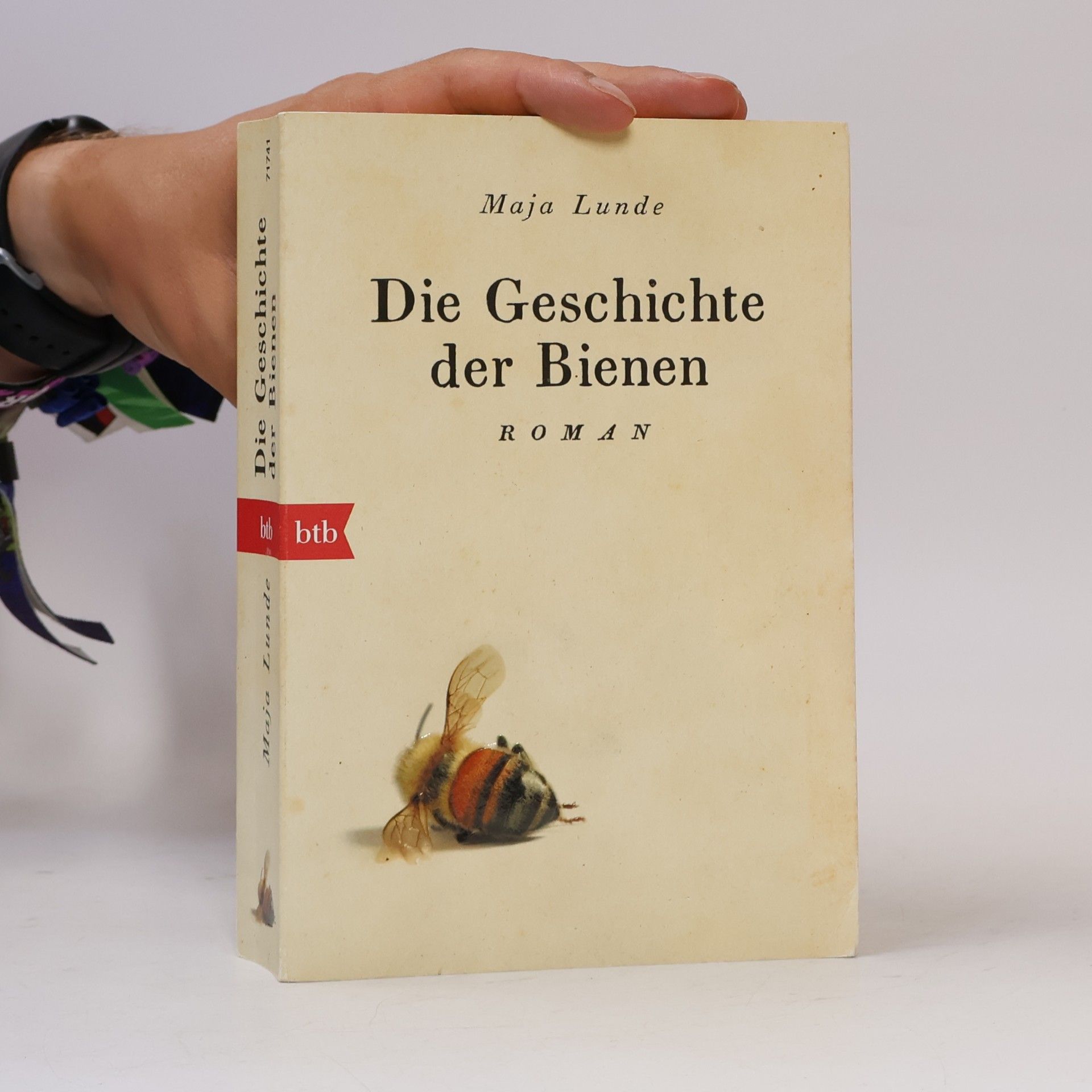 Der Geschichte der Bienen