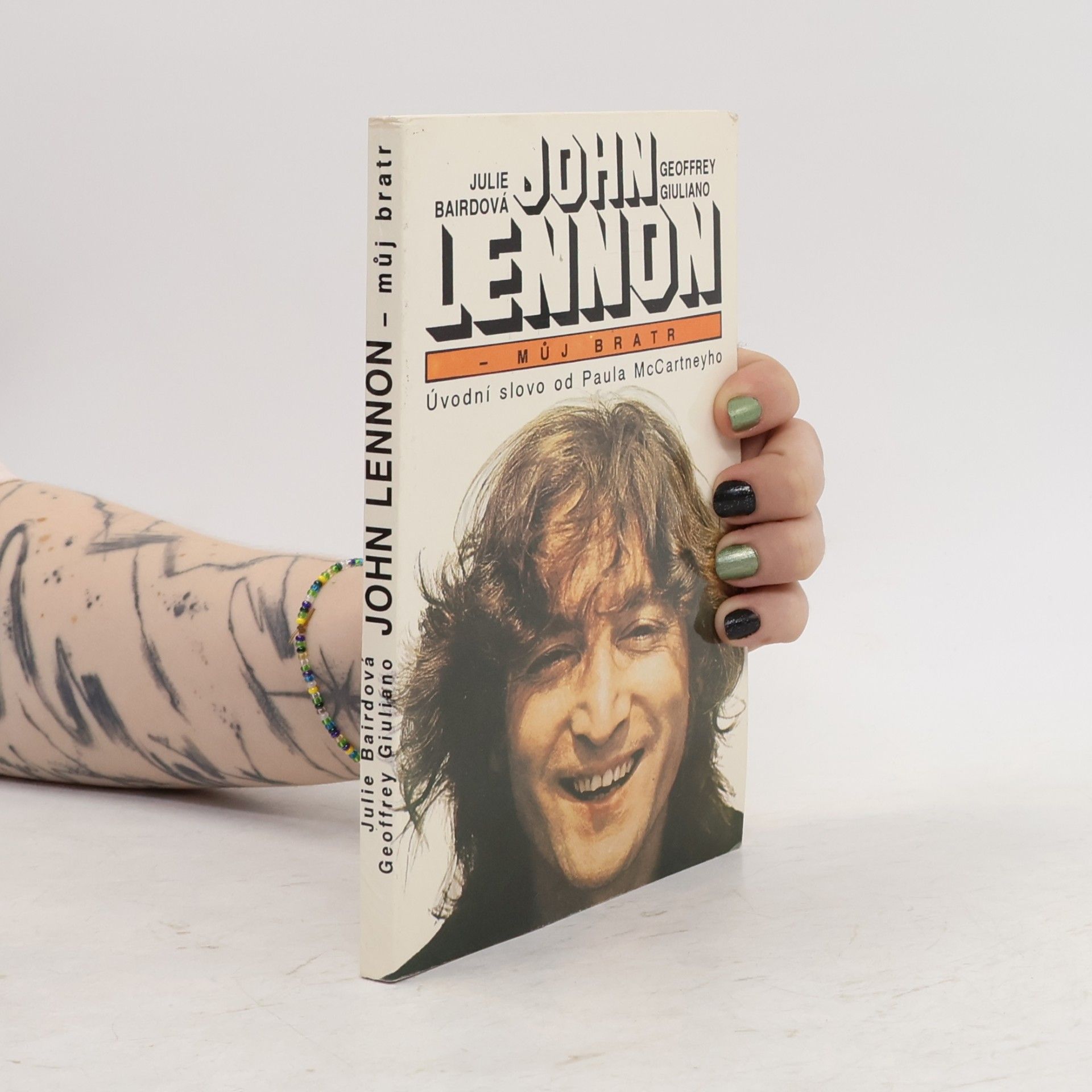 John Lennon - můj bratr