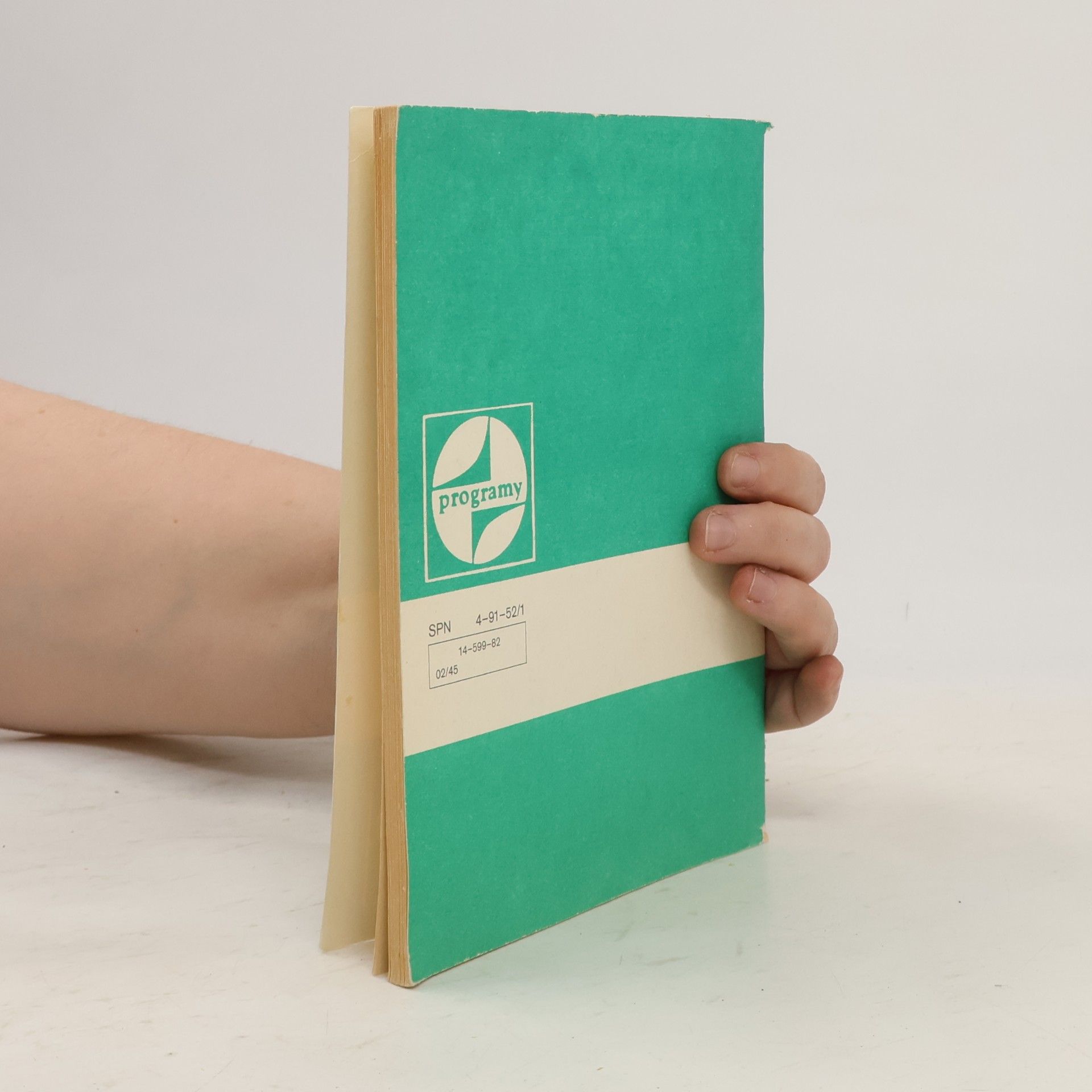 Various authors Zájmové kroužky mladých ochránců přírody