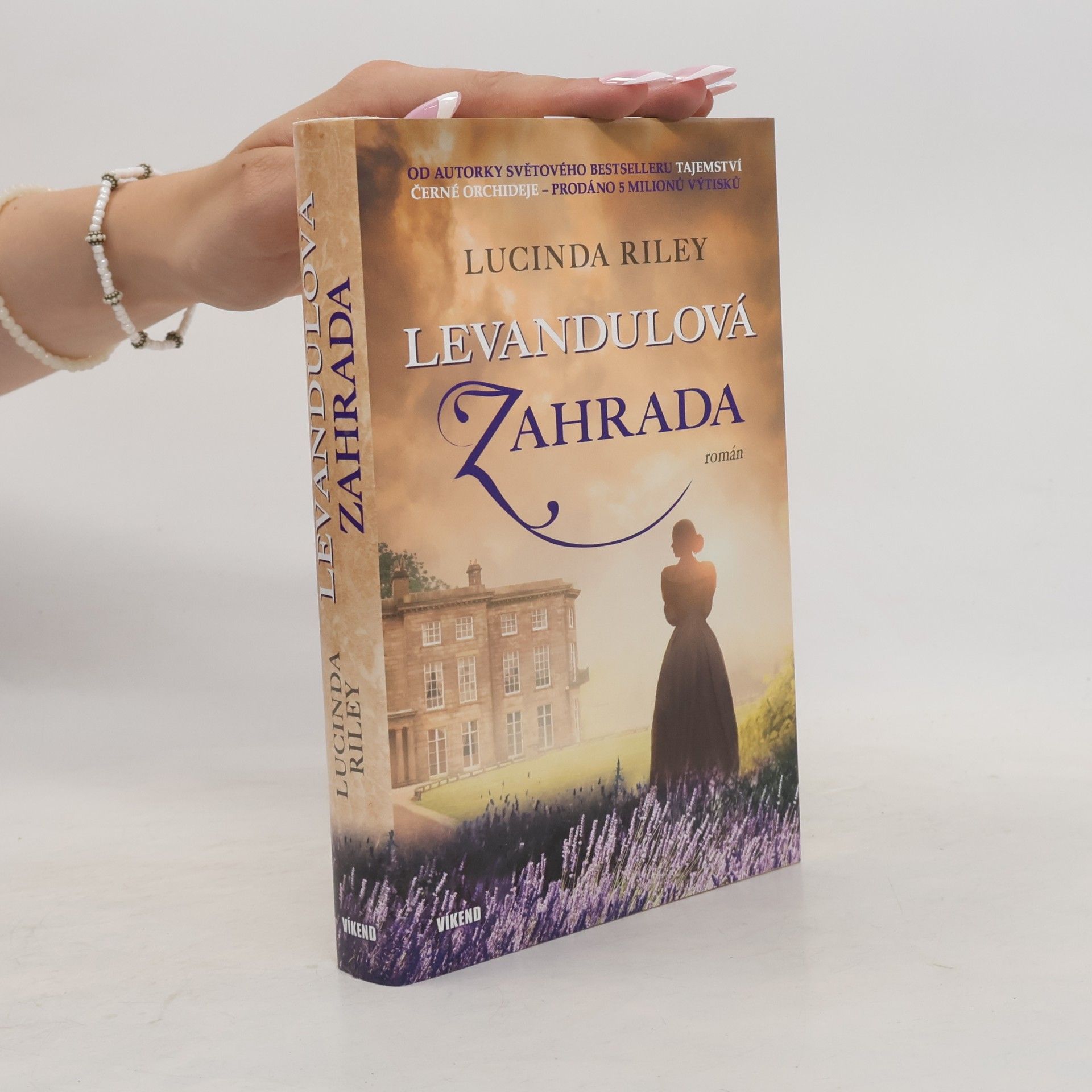 Lucinda Riley Levandulová zahrada