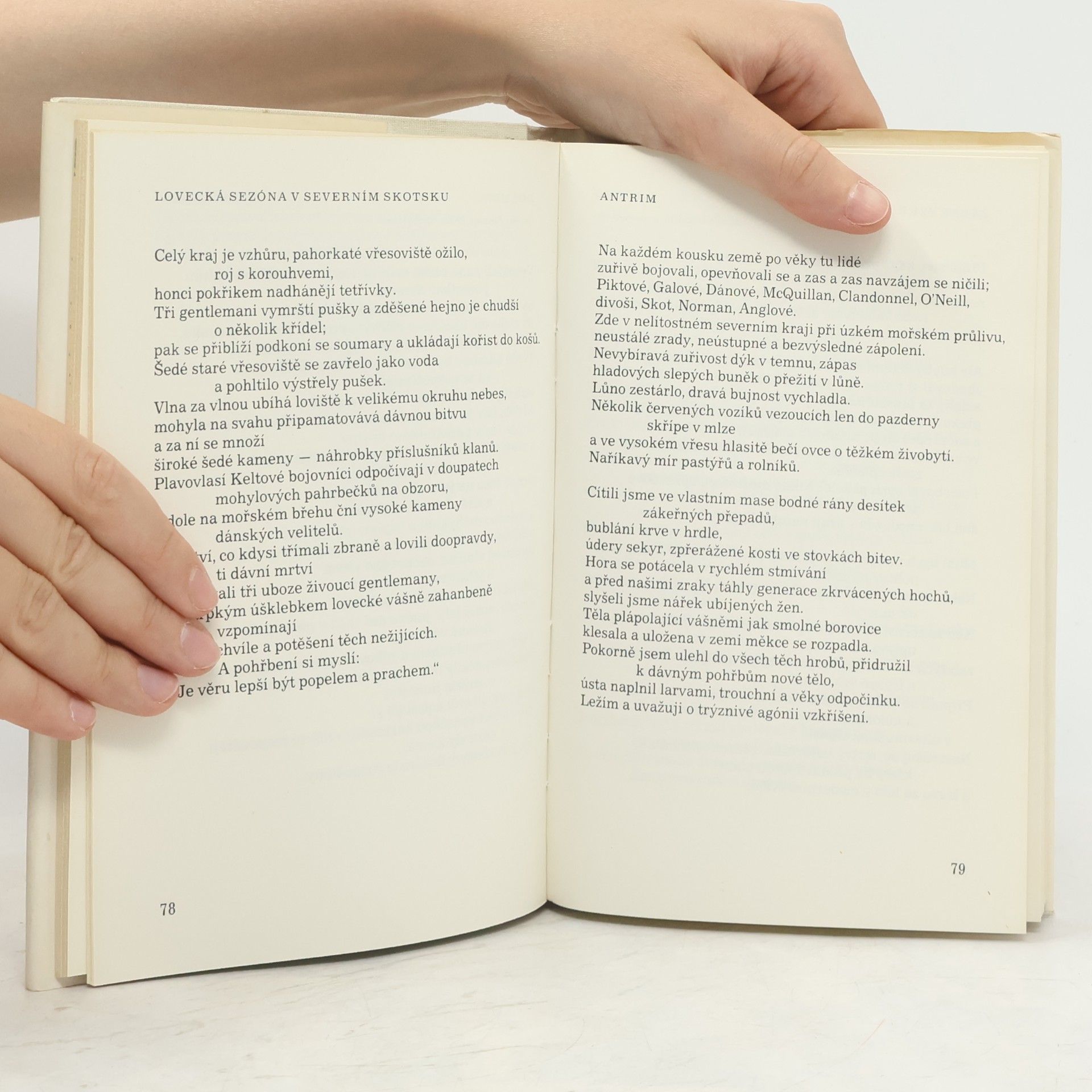 Robinson Jeffers Maják v bouři
