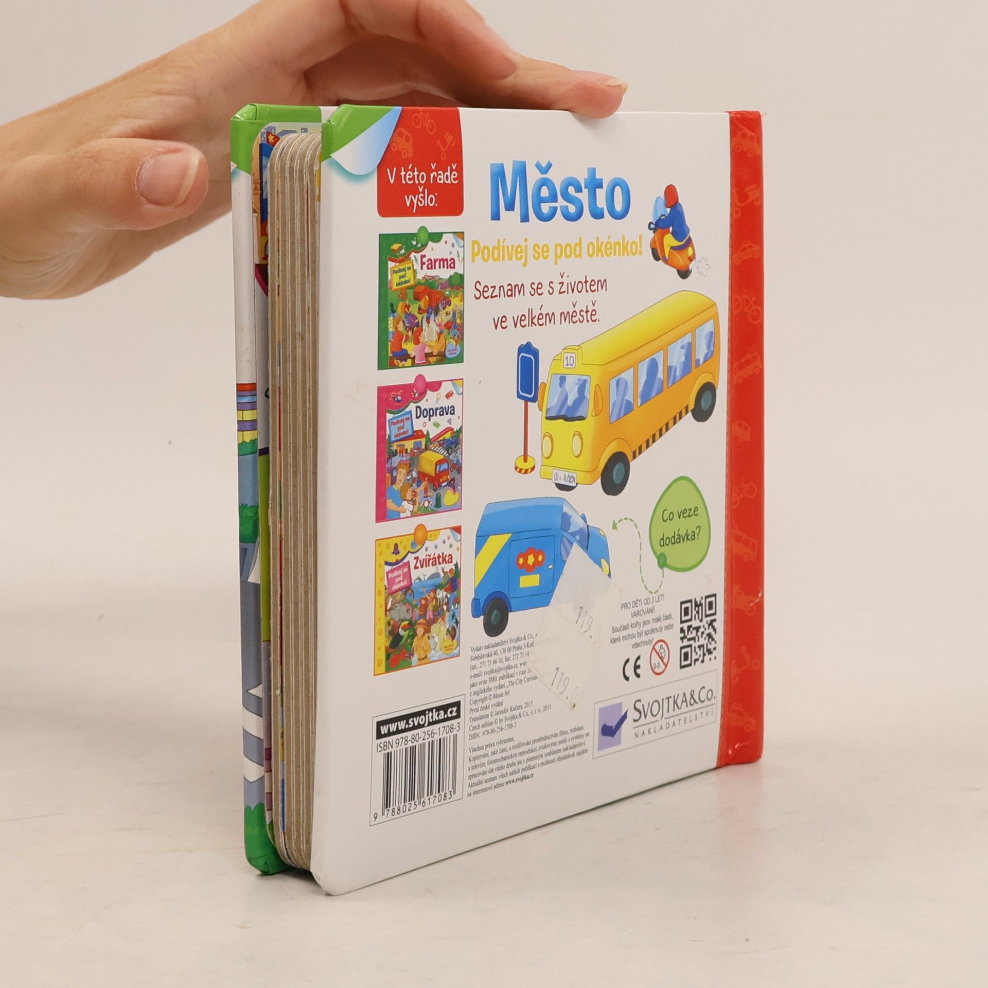 Kolektiv autorů Město - Podívej se pod okénko!