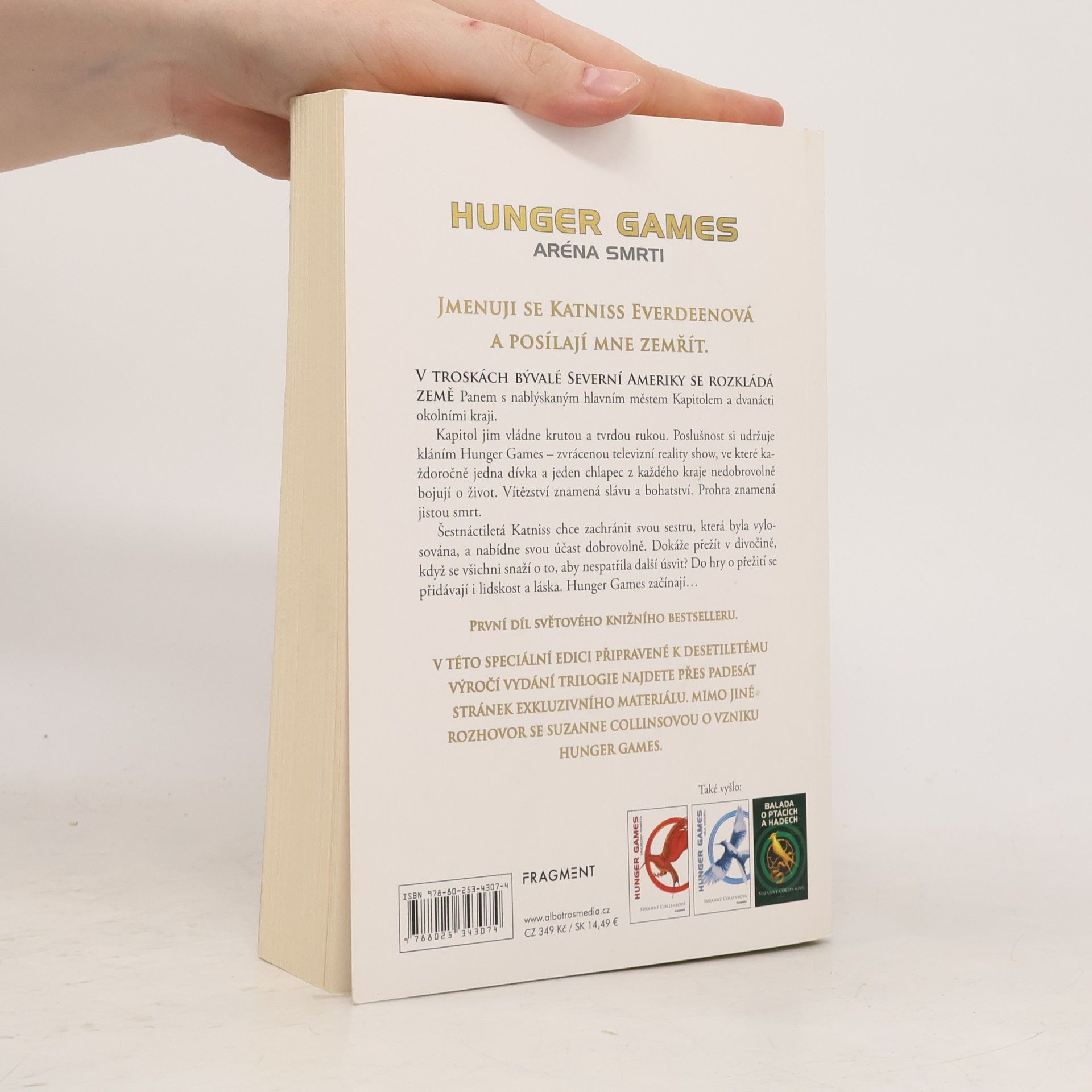 Suzanne Collins Hunger games. Aréna smrti