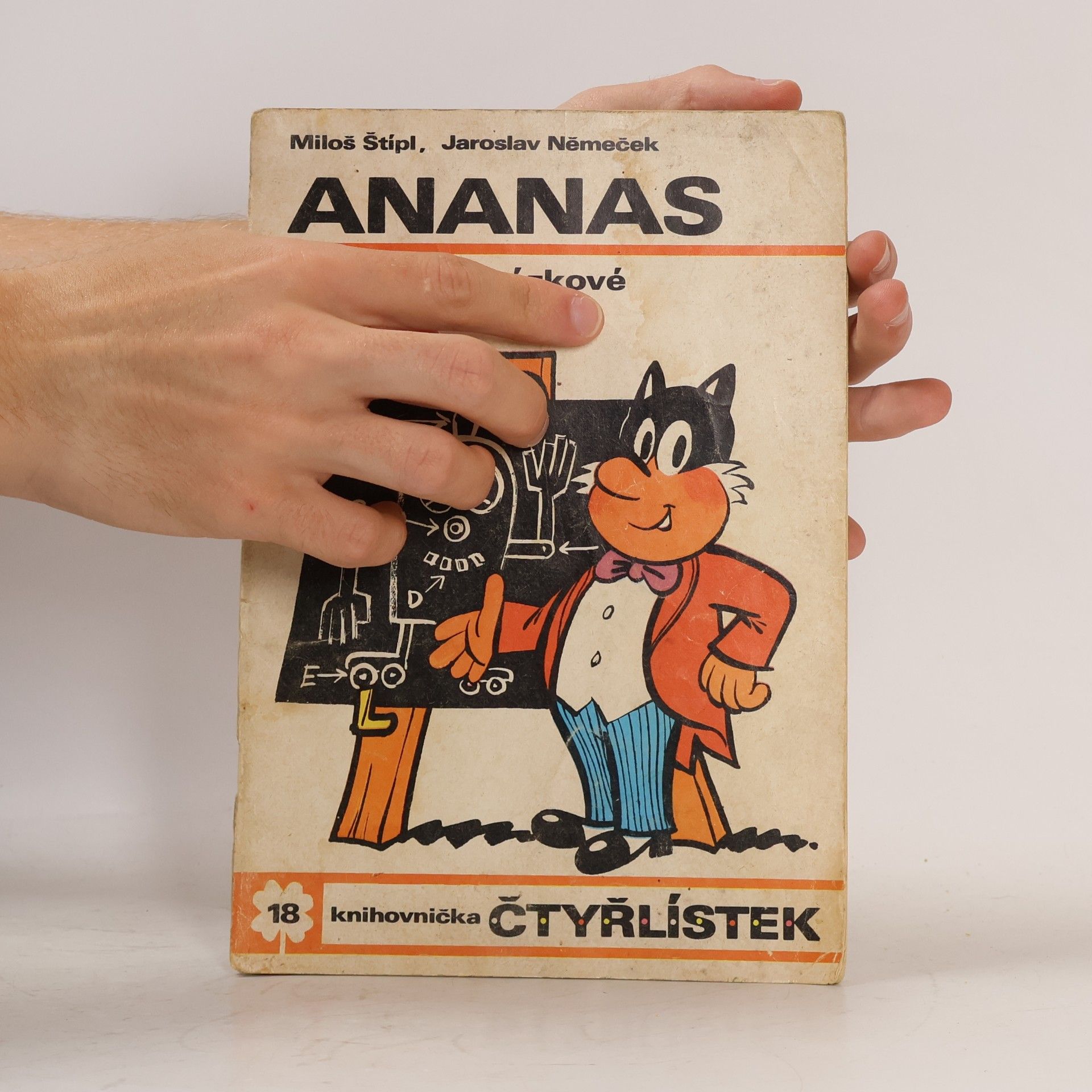 Jaroslav Němeček Čtyřlístek 18. Ananas a tři další obrázkové příběhy