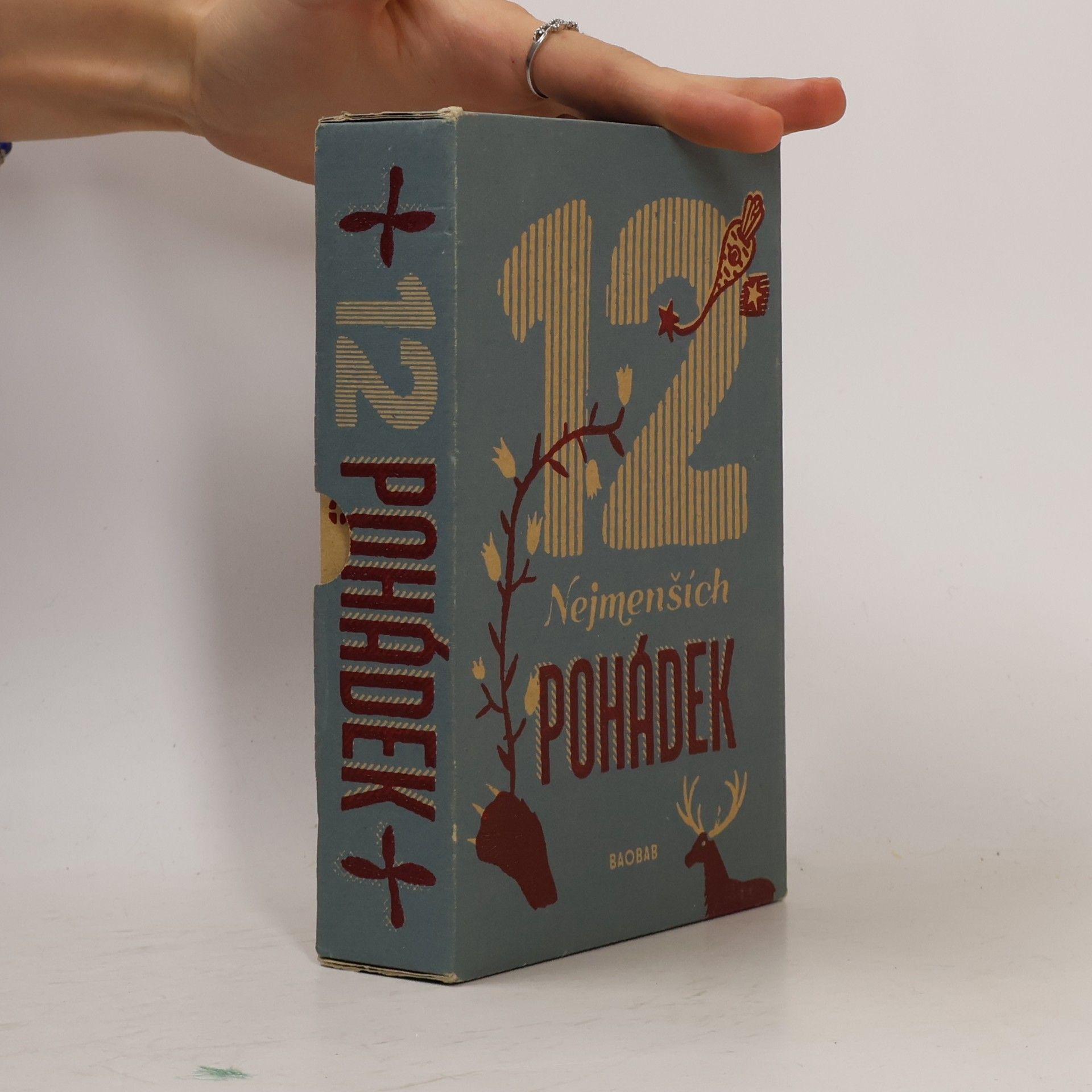 12 nejmenších pohádek