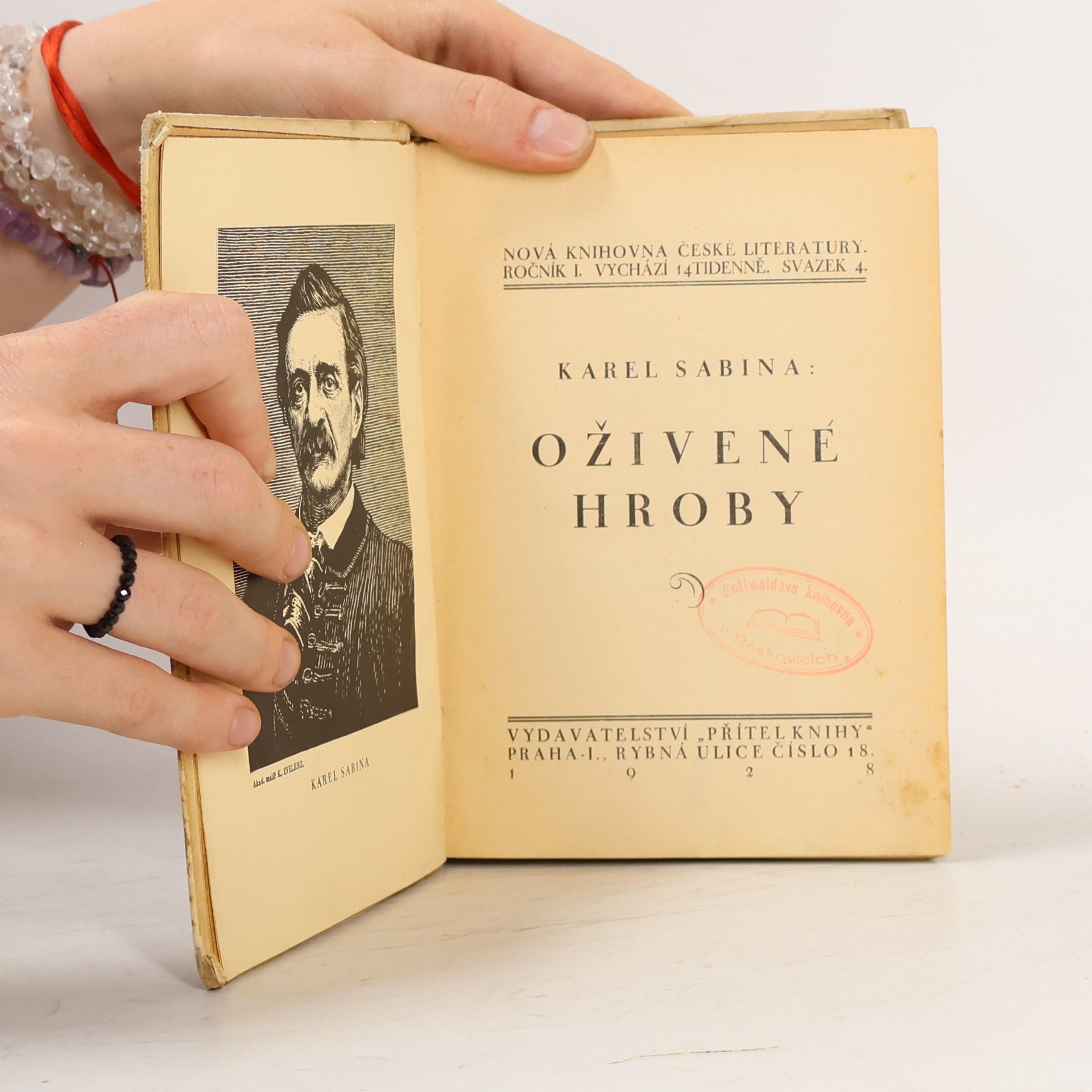 Karel Sabina Oživené hroby