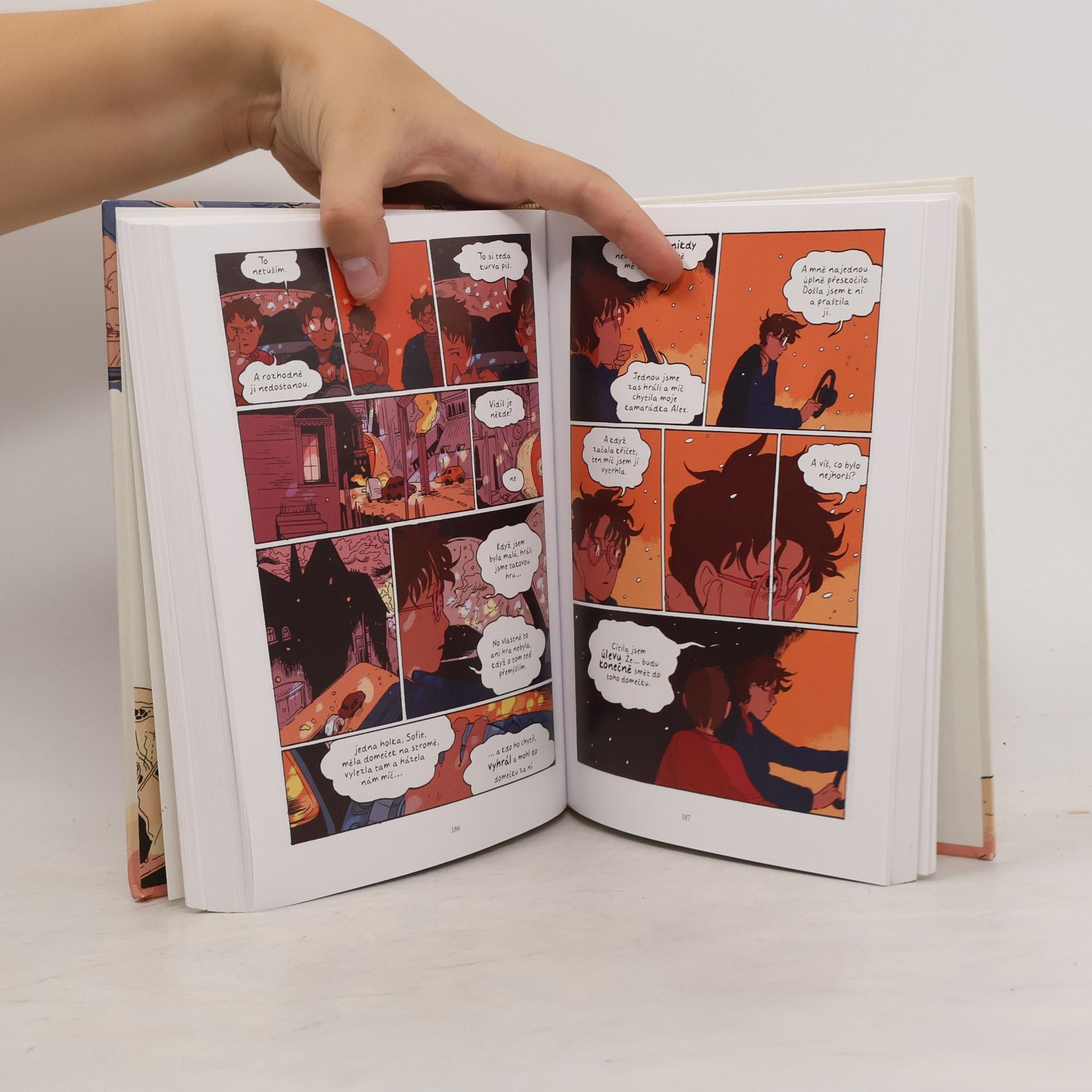 Tillie Walden Kam jsi zmizela?