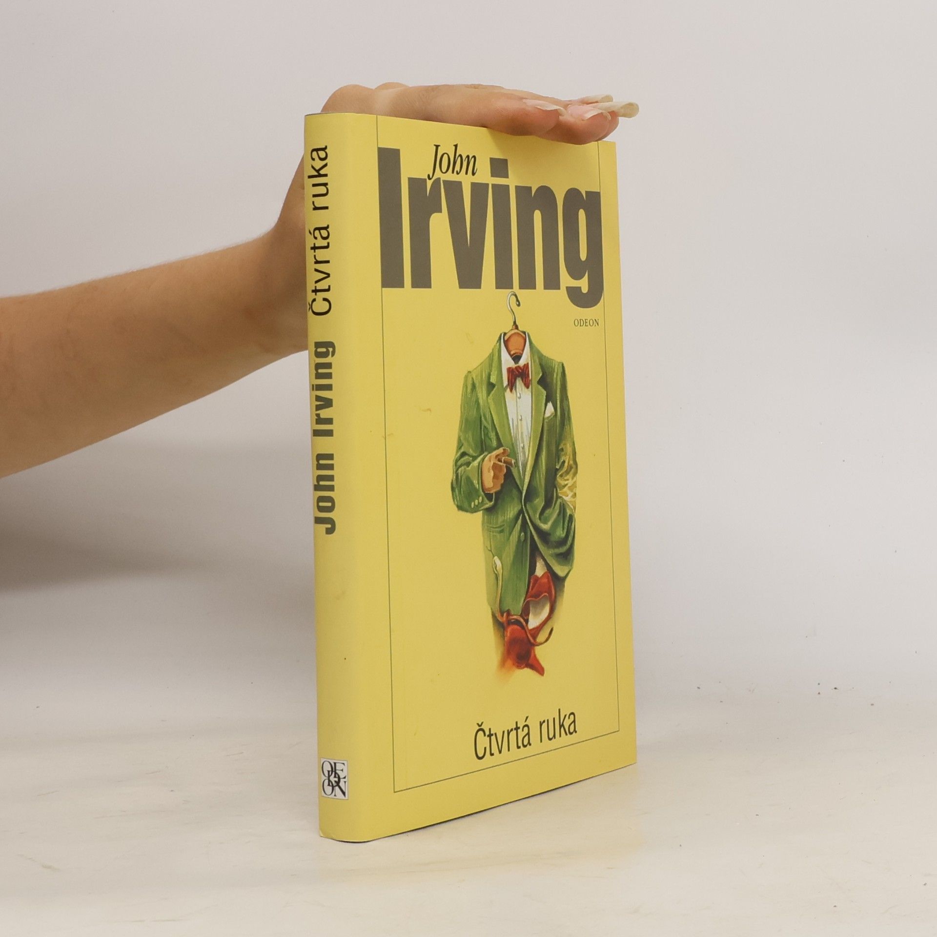 John Irving Čtvrtá ruka