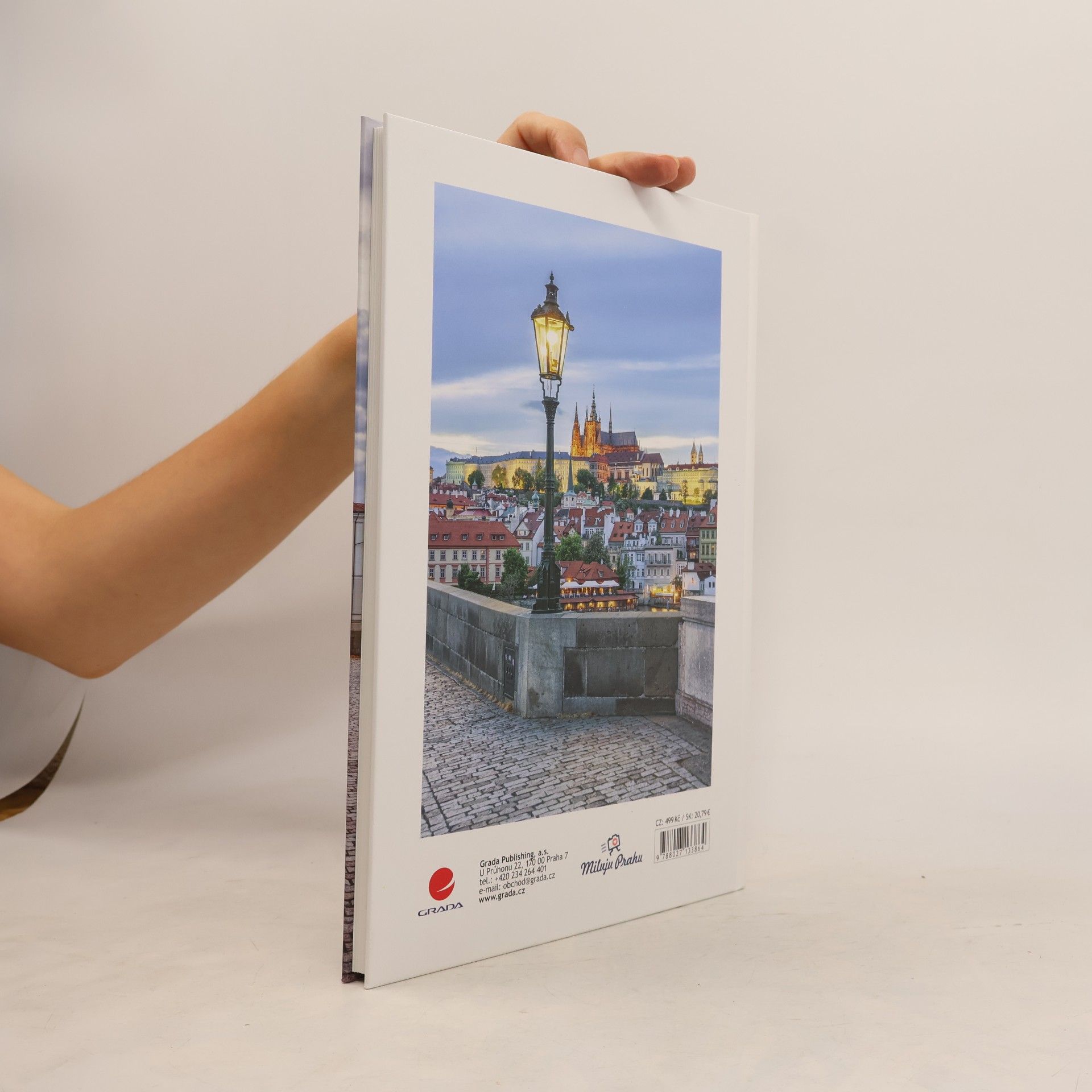 Kamil Procházka Nejkrásnější fotografie Prahy. The Most Beautiful Photographs of Prague
