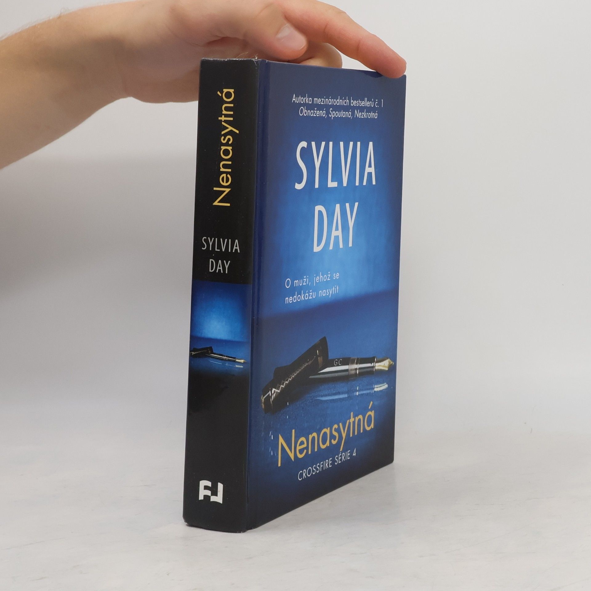 Sylvia Day Nenasytná