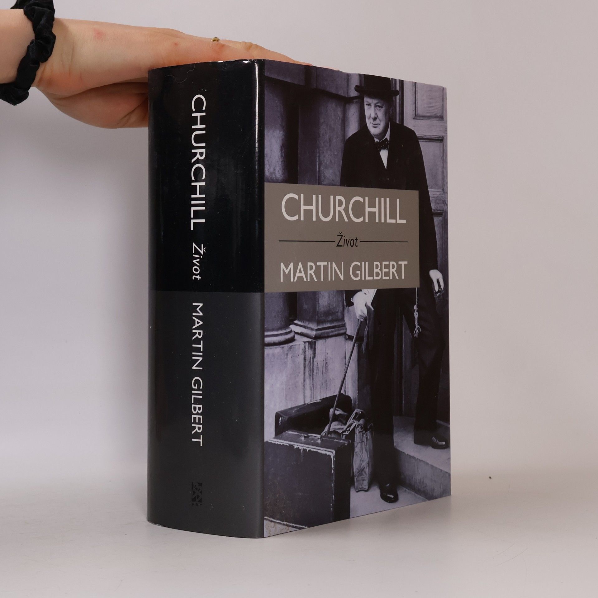Martin Gilbert Churchill: život