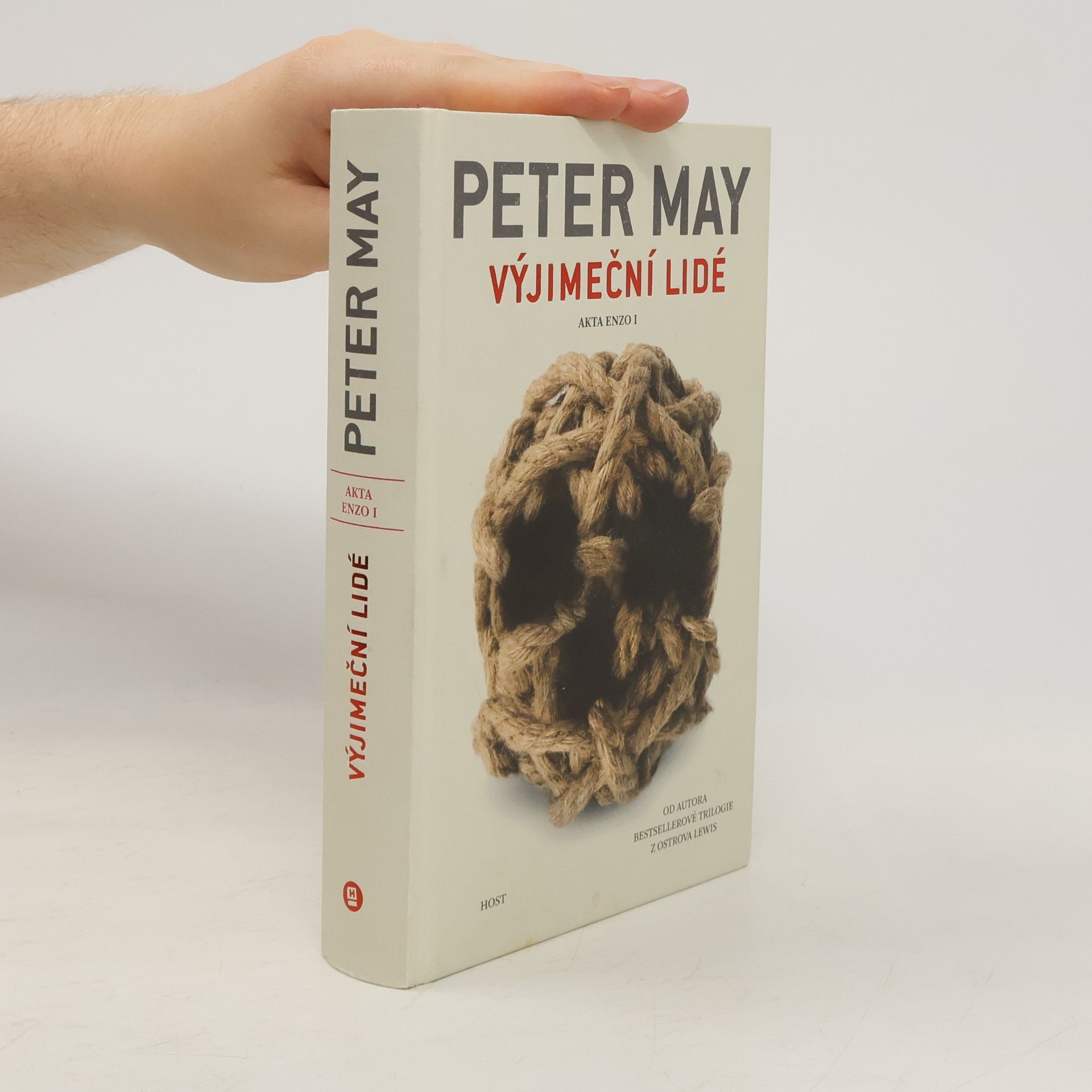 Peter May Výjimeční lidé. Akta Enzo I