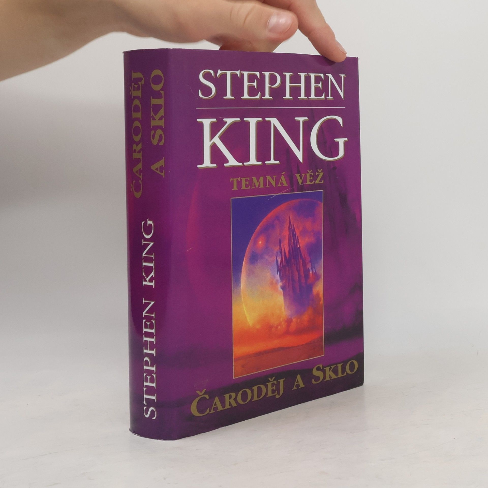 Stephen King Temná věž. Čaroděj a sklo