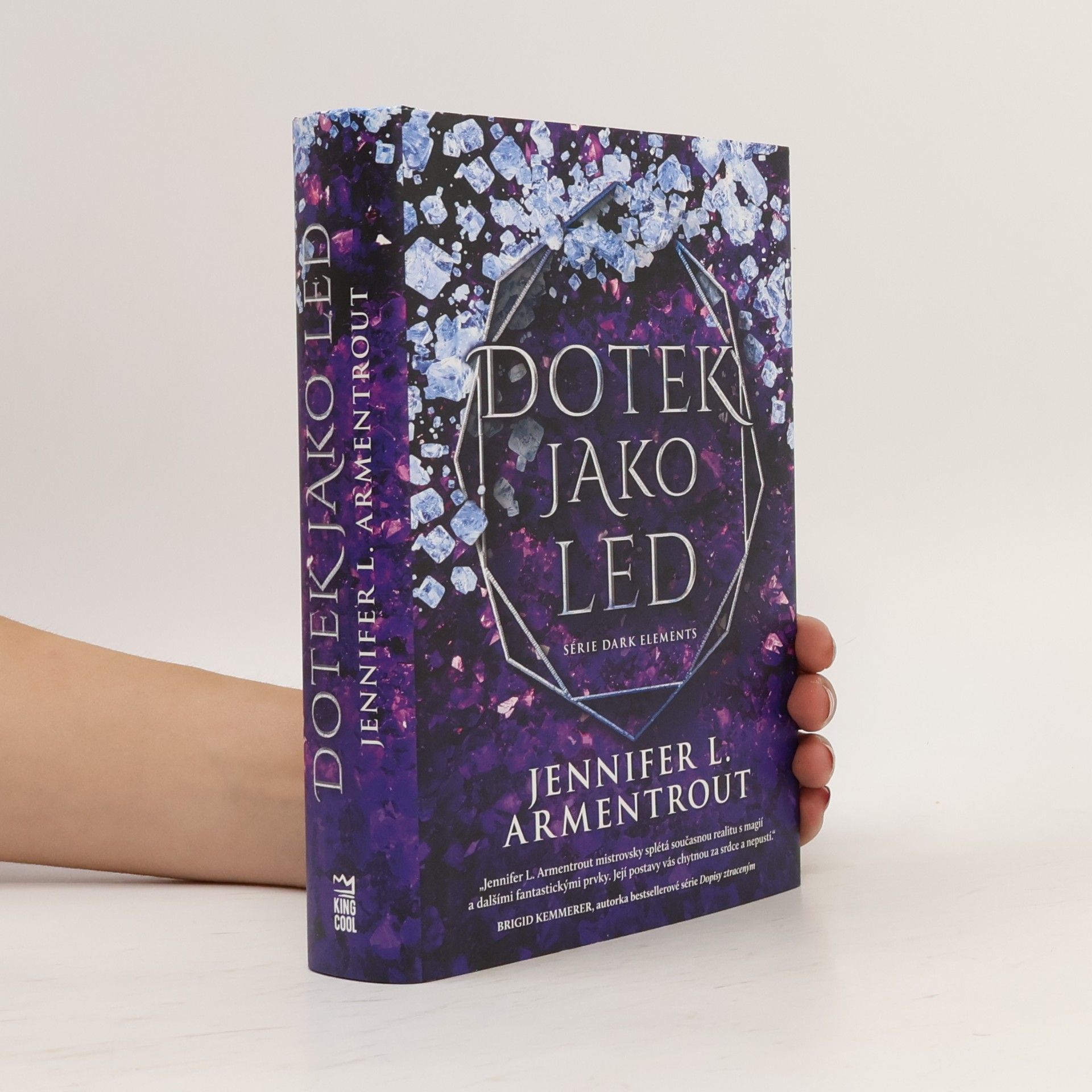 Jennifer L. Armentrout Dotek jako led