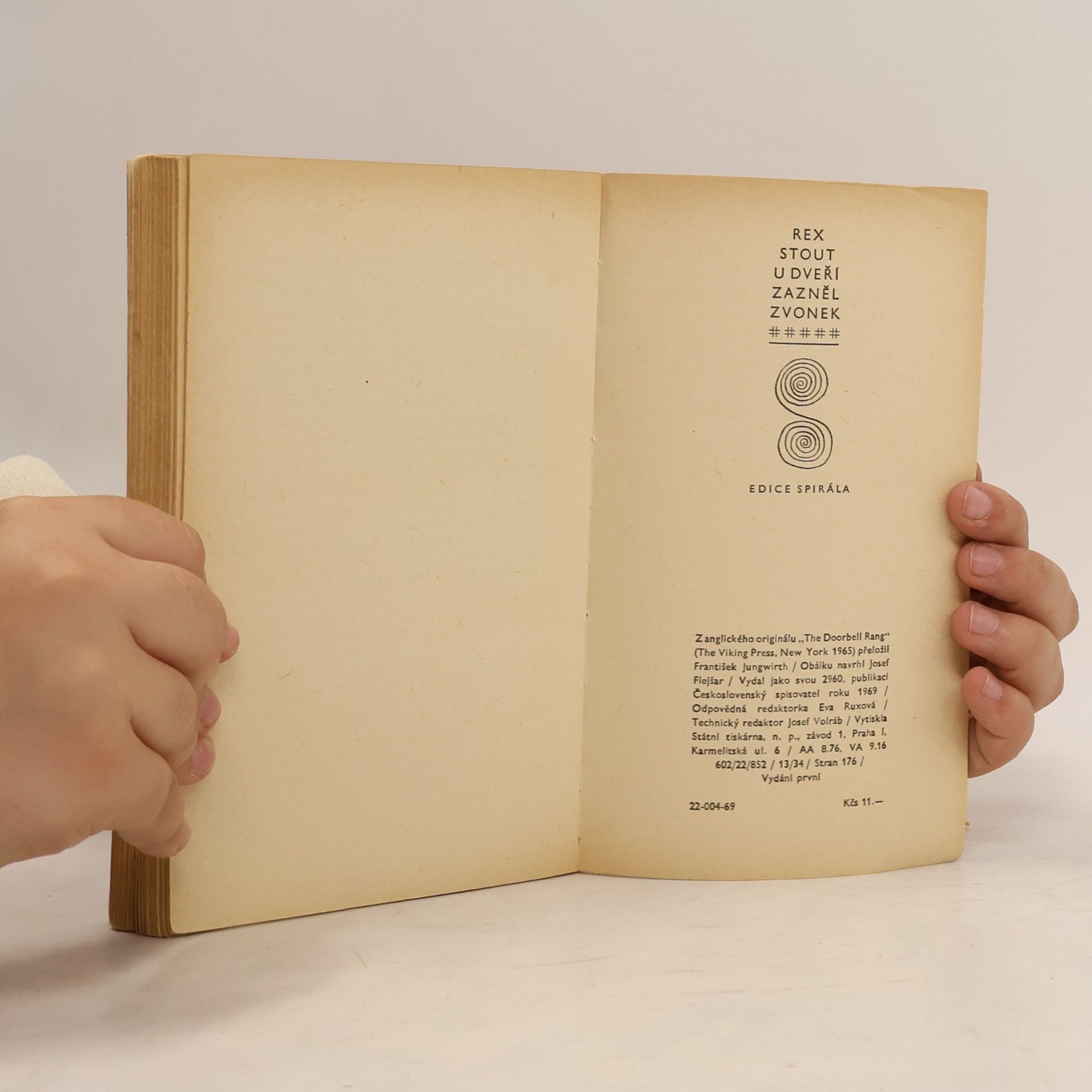 Rex Stout U dveří zazněl zvonek