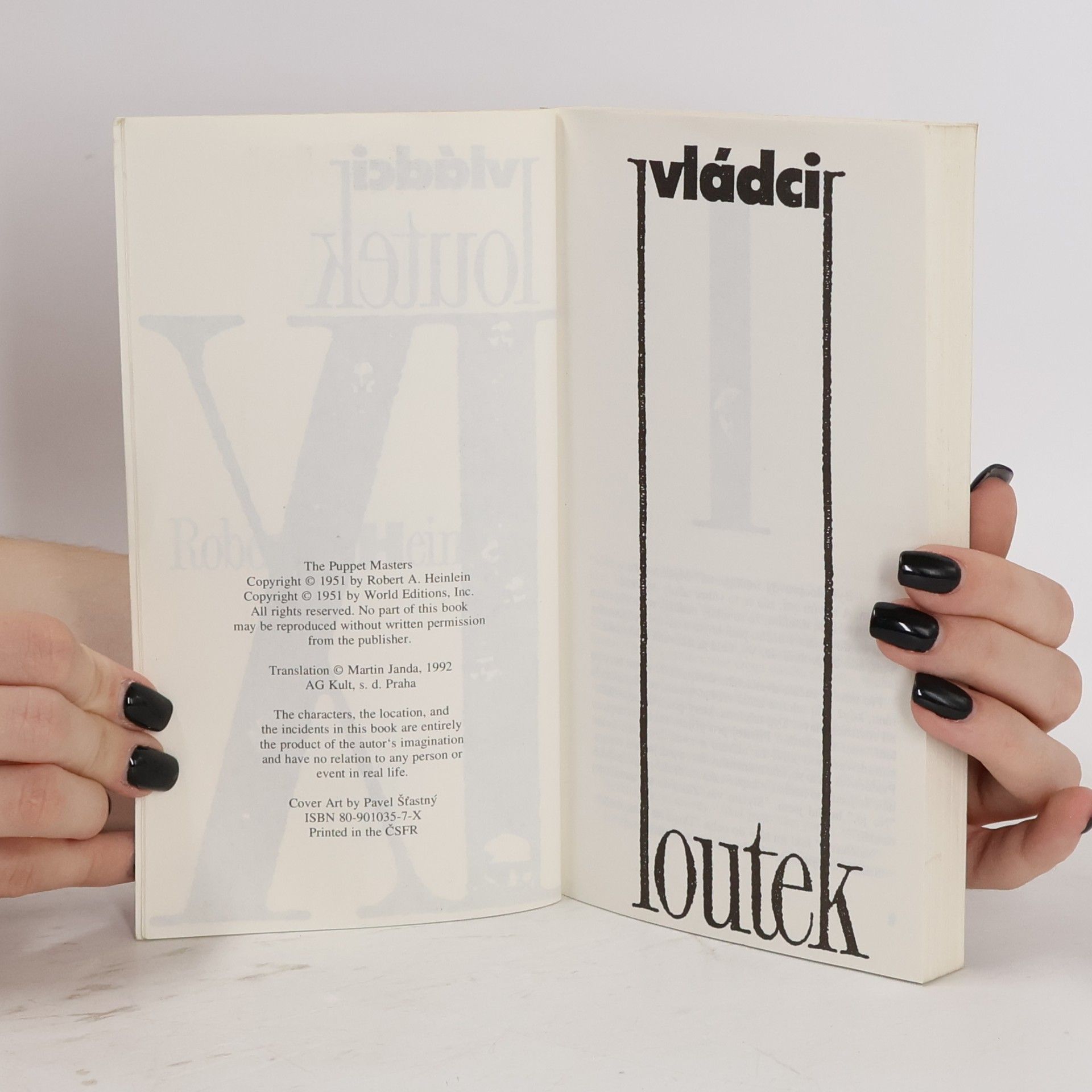 Robert A. Heinlein Vládci loutek