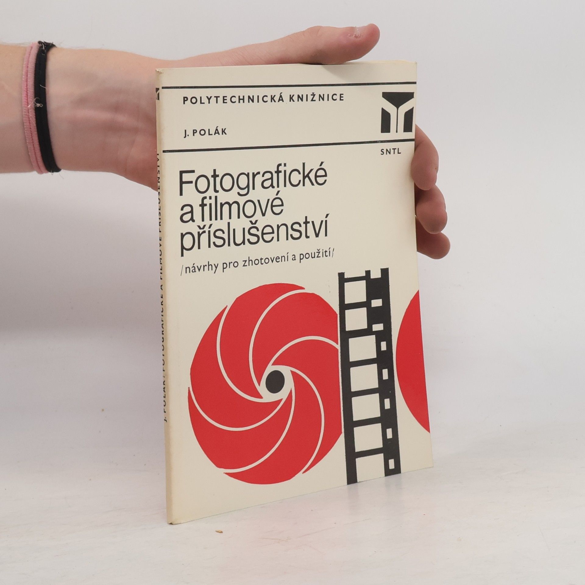 Josef Polák Fotografické a filmové příslušenství