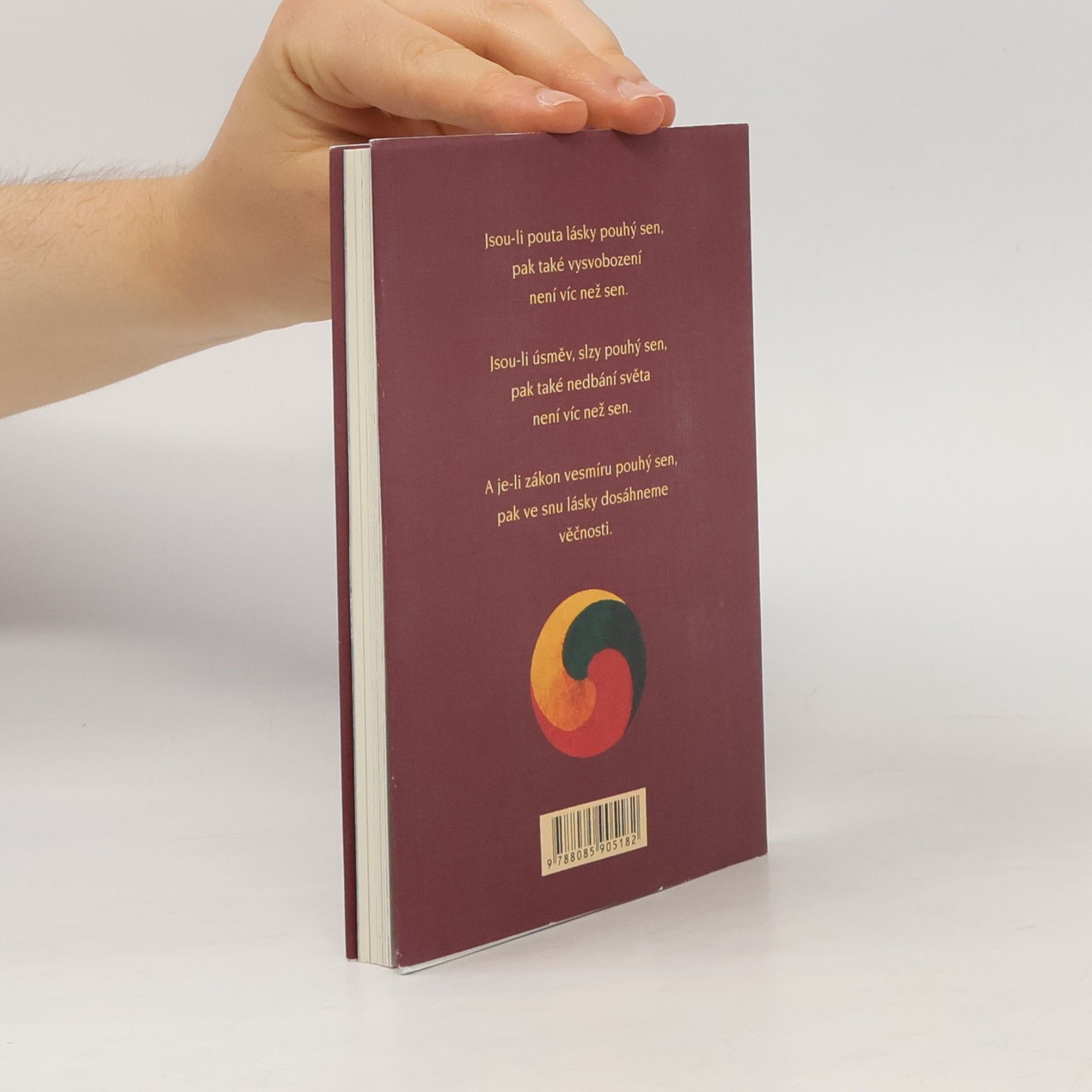 Han Jongun Tvoje mlčení. Výbor z milostné poezie korejského buddhistického mnicha
