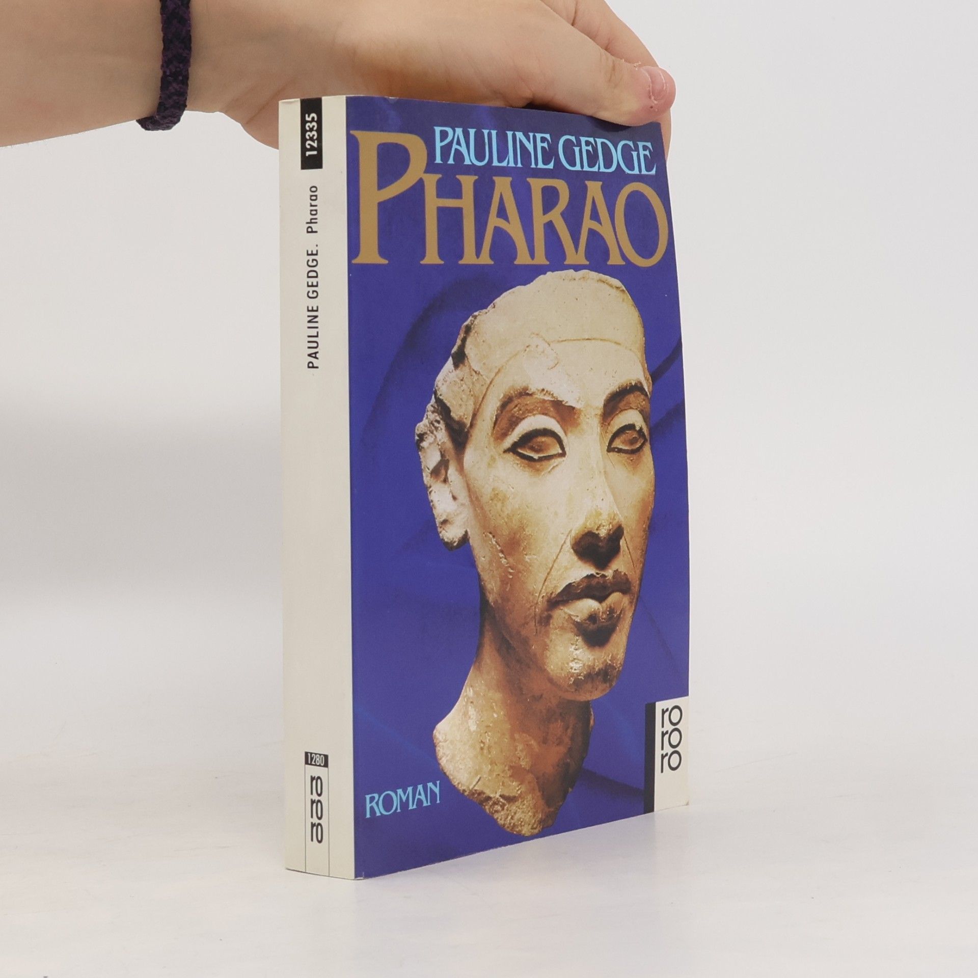 Pauline Gedge Pharao