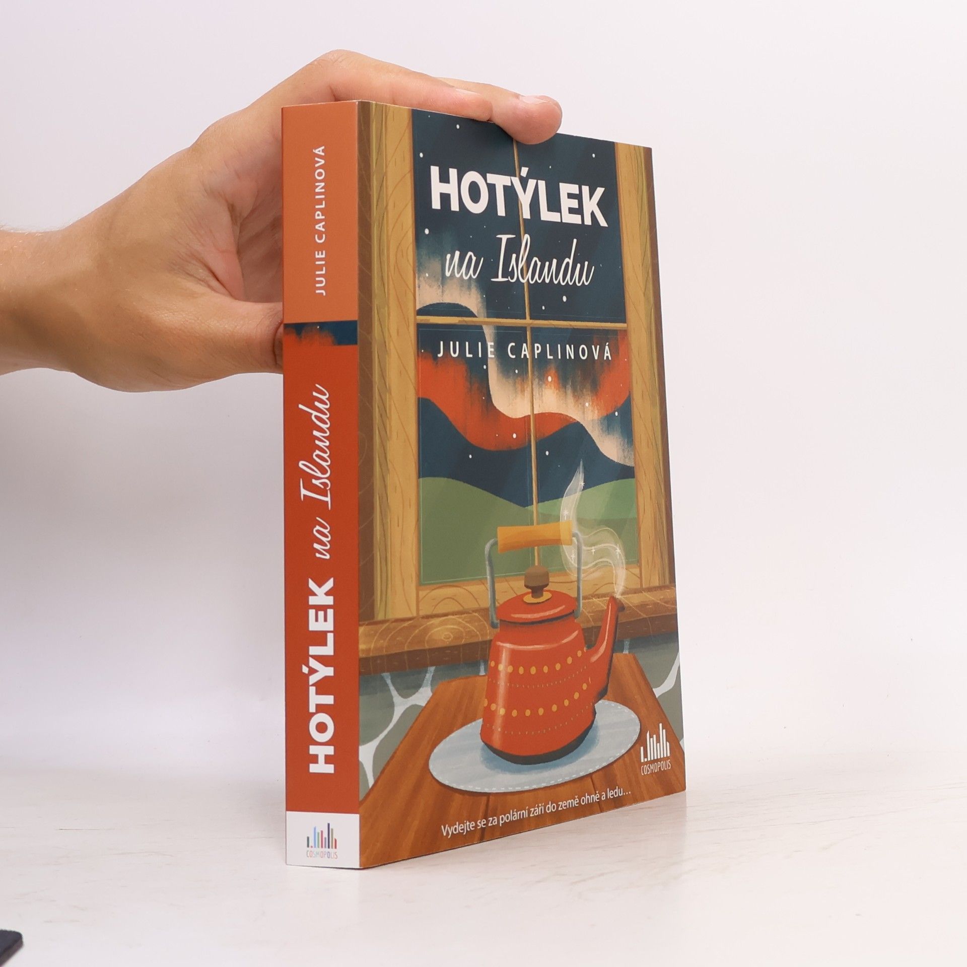 Julie Caplinová Hotýlek na Islandu
