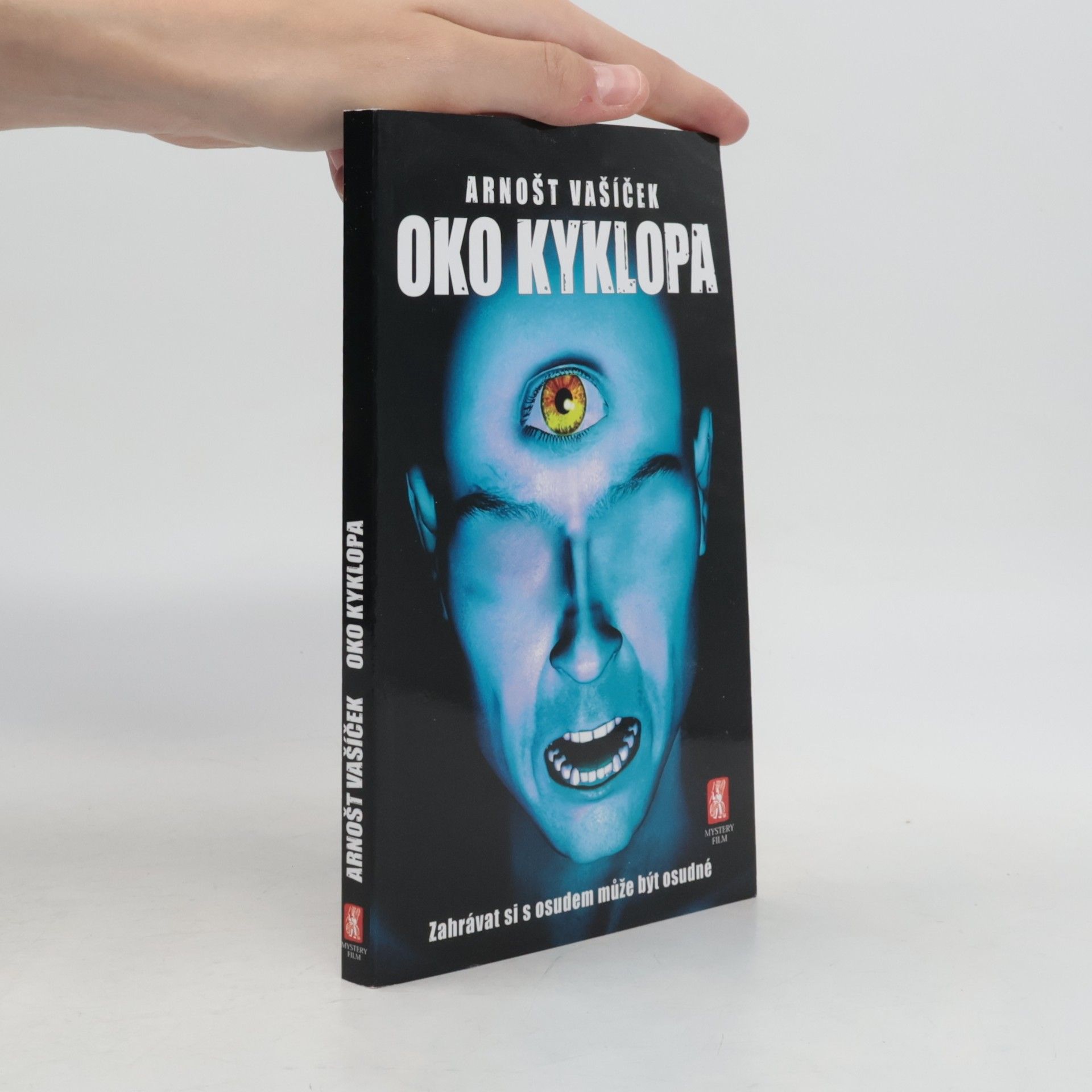 Arnošt Vašíček Oko kyklopa