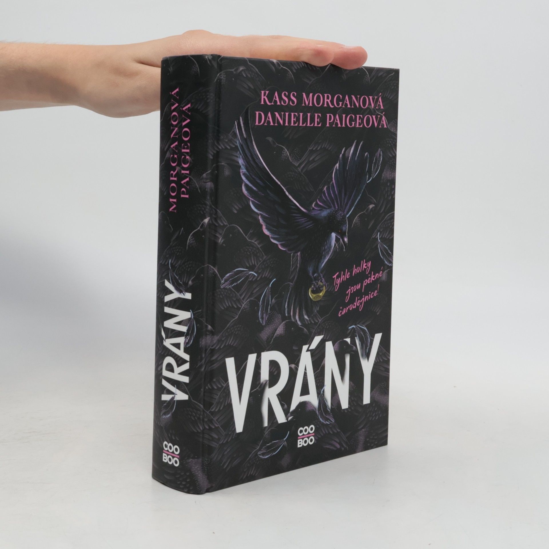 Kass Morgan Vrány
