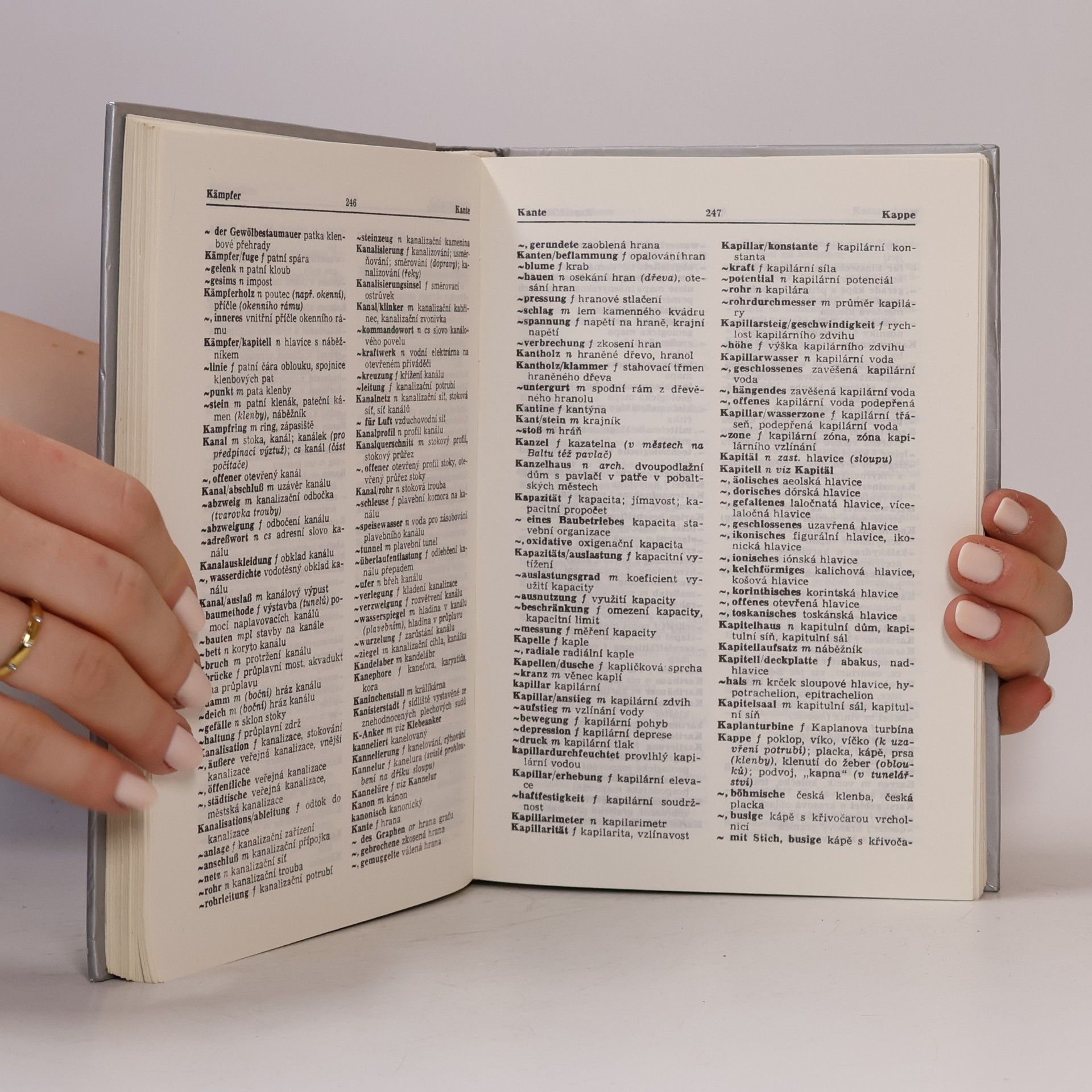 Autorenkollektiv Německo-český stavební slovník