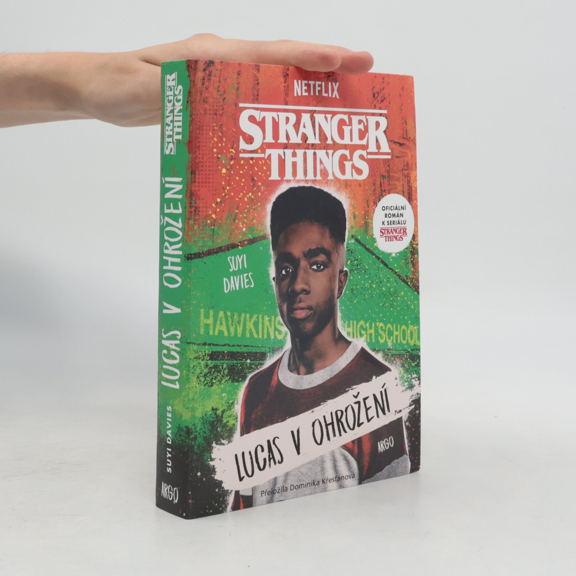 Suyi Davies Stranger Things - Lucas v ohrožení