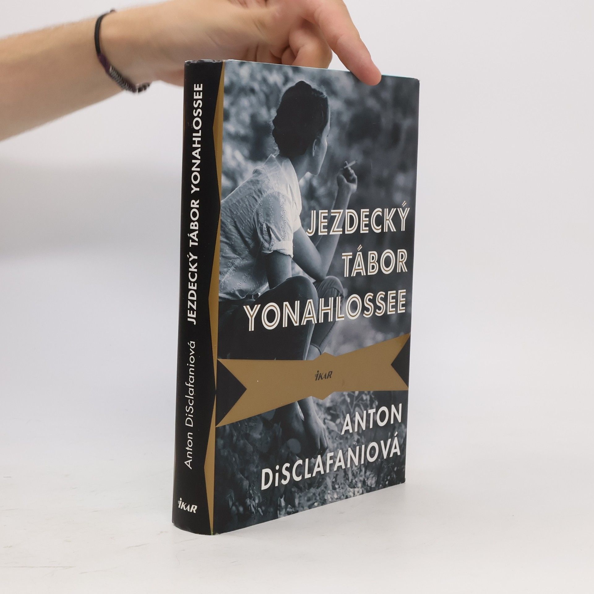 Anton DiSclafani Jezdecký tábor Yonahlossee