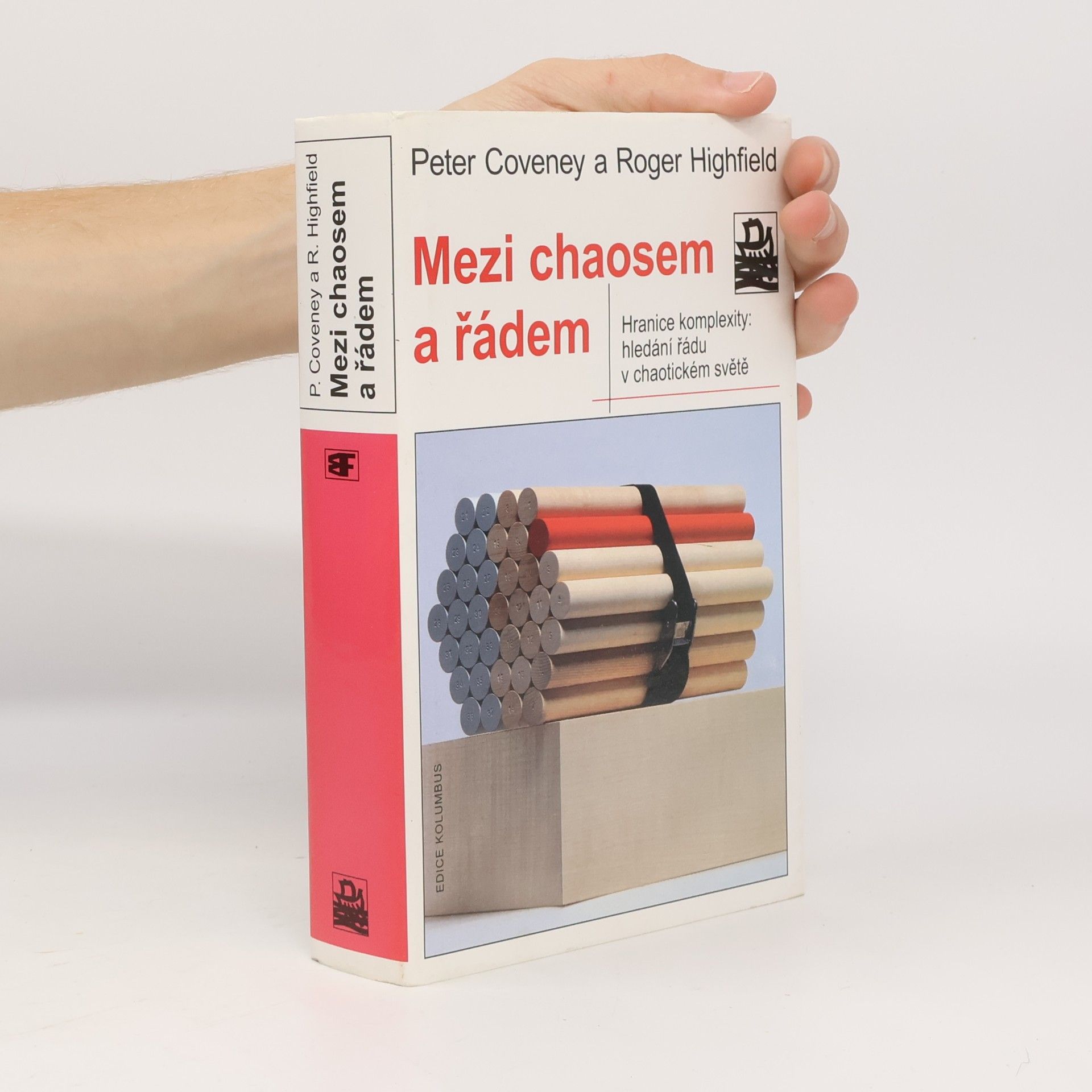 Mezi chaosem a řádem : hranice komplexity: hledání řádu v chaotickém světě