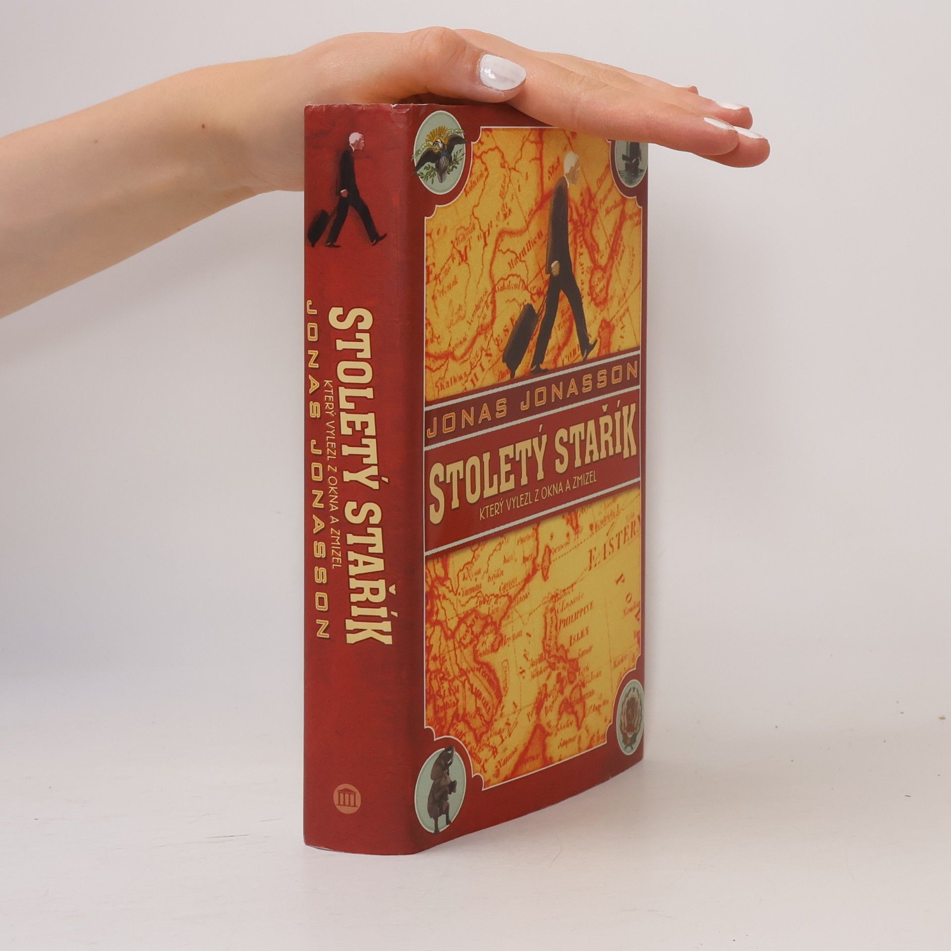Jonas Jonasson Stoletý stařík, který vylezl z okna a zmizel
