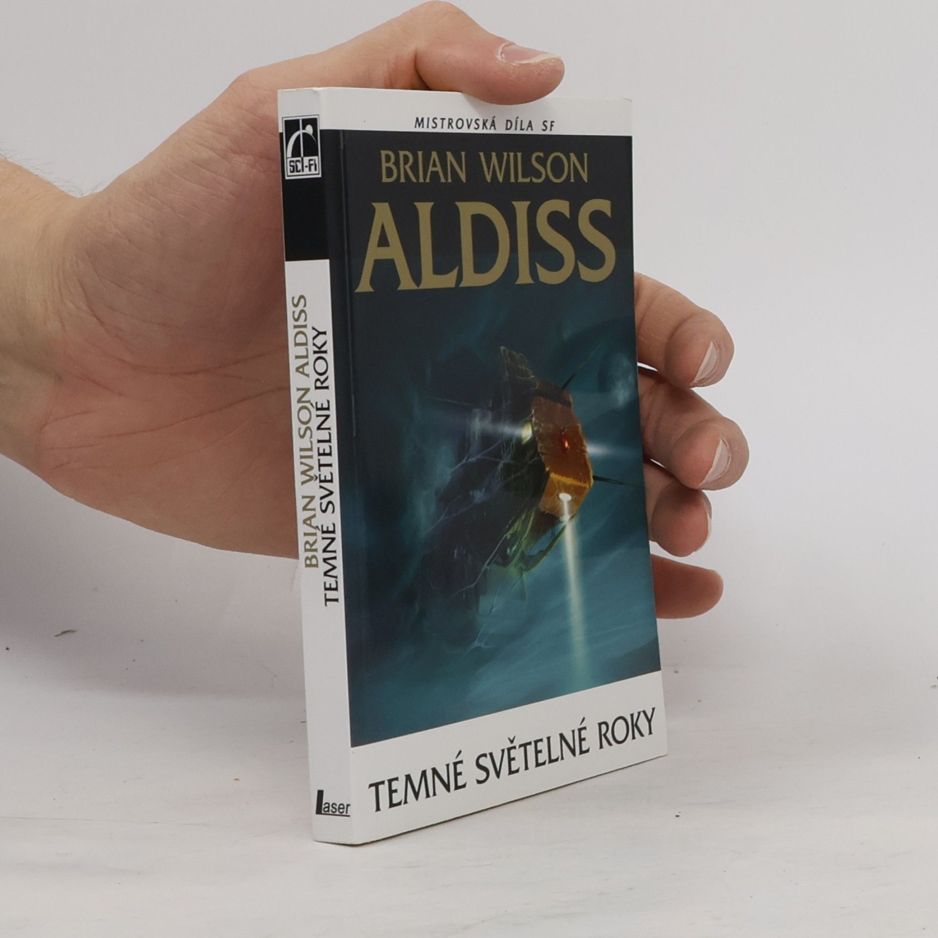 Brian Aldiss Temné světelné roky