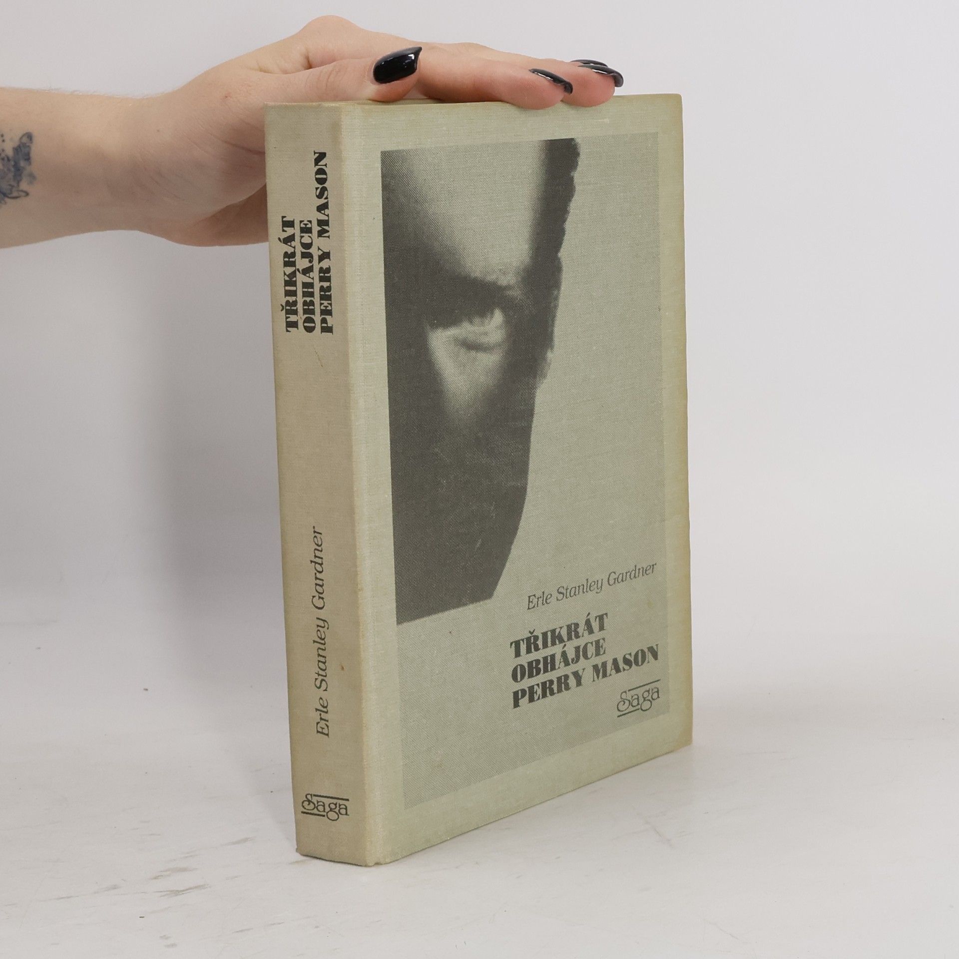 Erle Stanley Gardner Třikrát obhájce Perry Mason