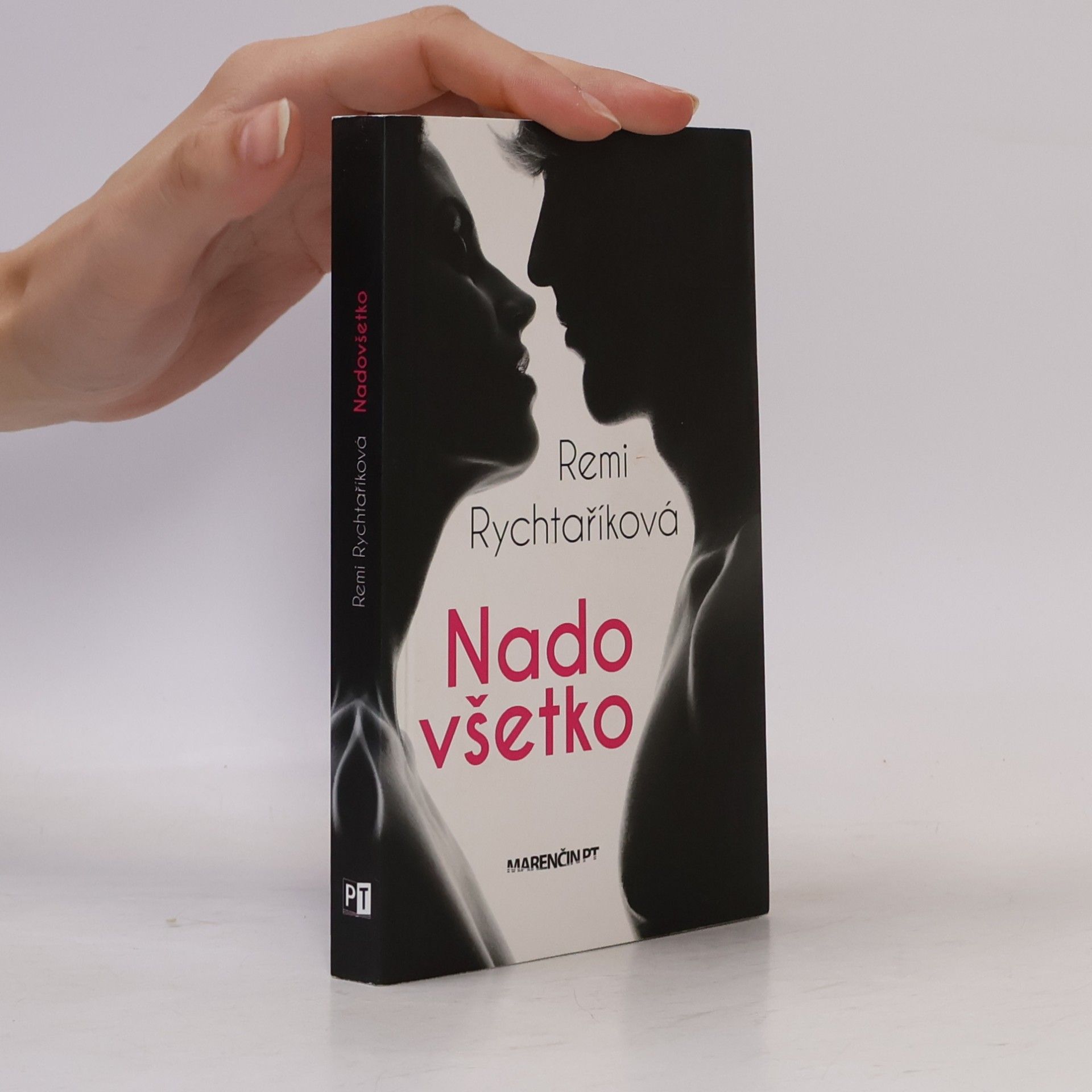 Remi Rychtaříková Nado všetko